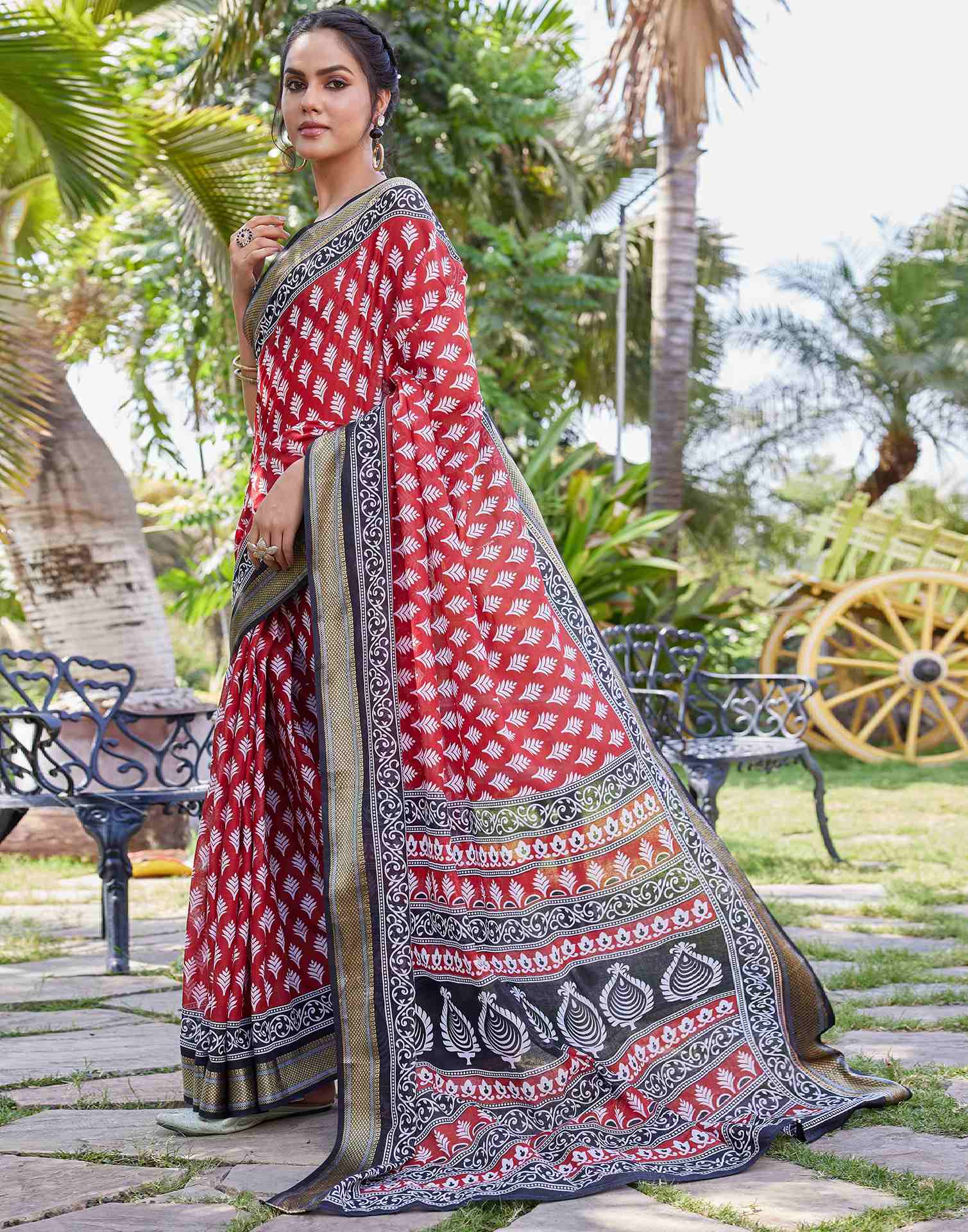 Red Black Cotton Printed Saree