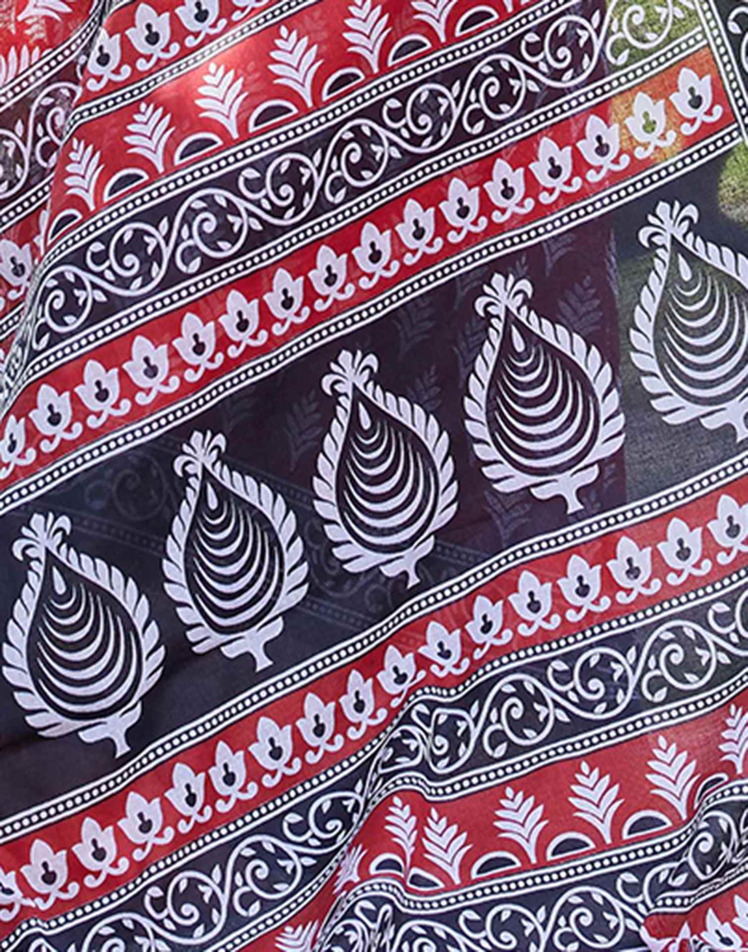 Red Black Cotton Printed Saree