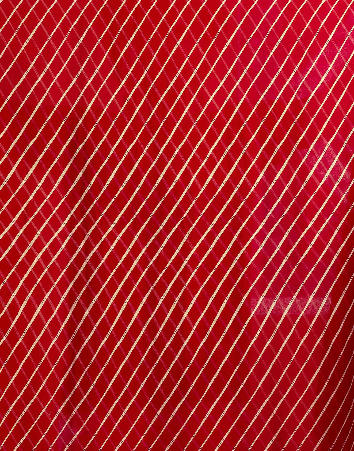 Red Georgette Laheriya Printed Saree