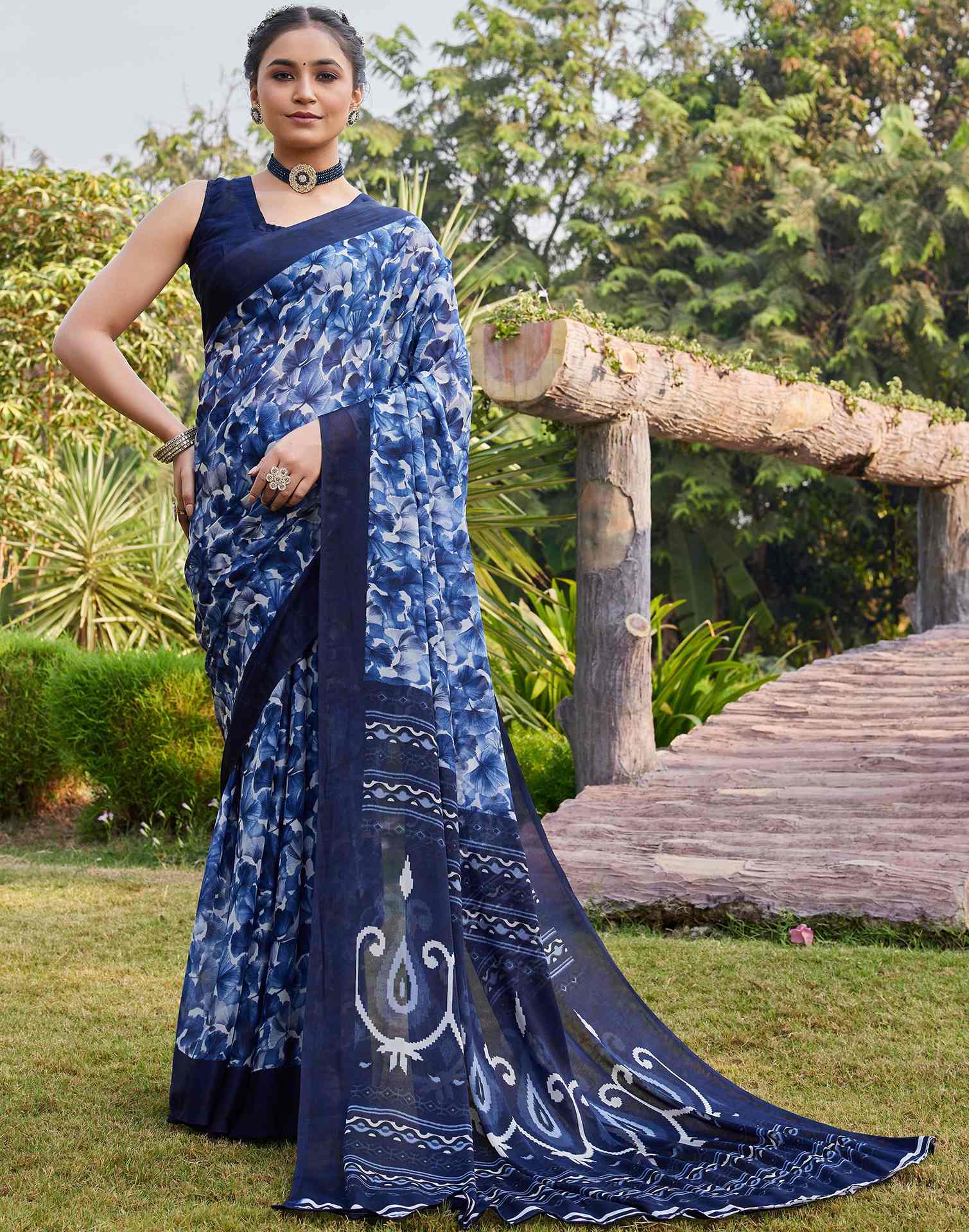 Navy Blue Georgette Floral Printed Saree