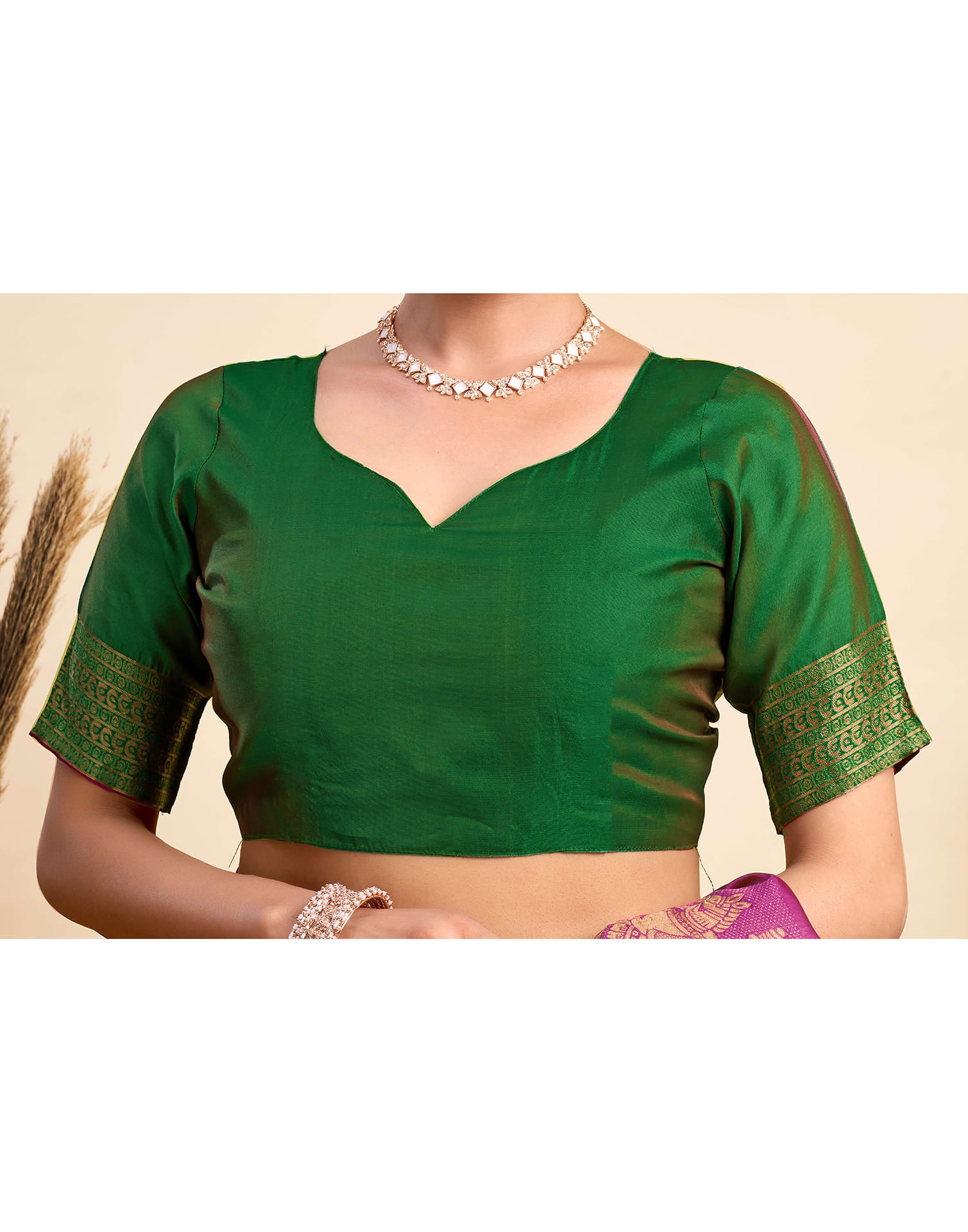 Dark Magenta Silk Woven Saree