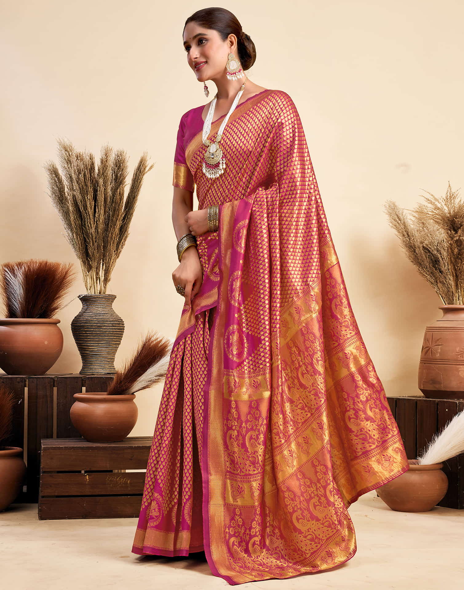 Rani Pink Silk Woven Kanjivaram Saree