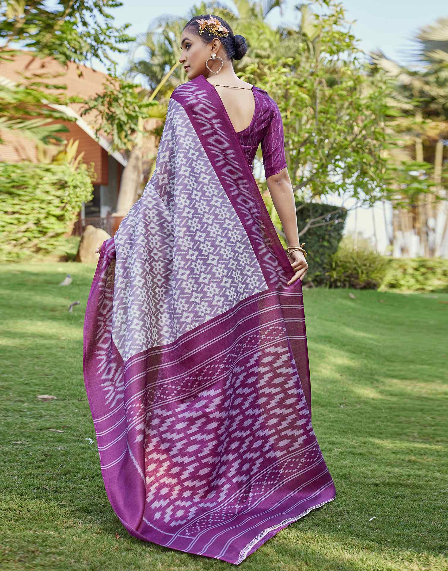 Mauve Cotton Blend Ikkat Printed Saree
