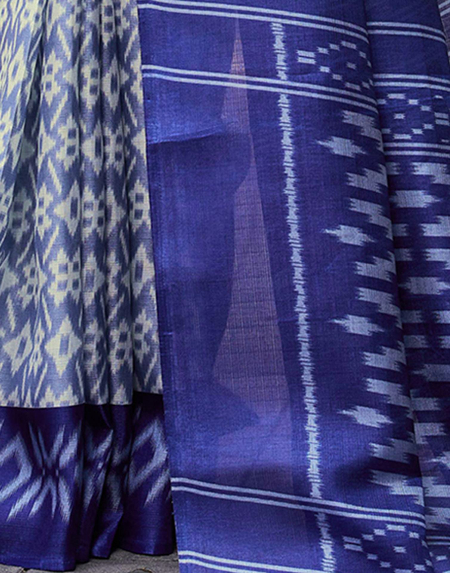 Dusty Blue Cotton Blend Ikkat Printed Saree