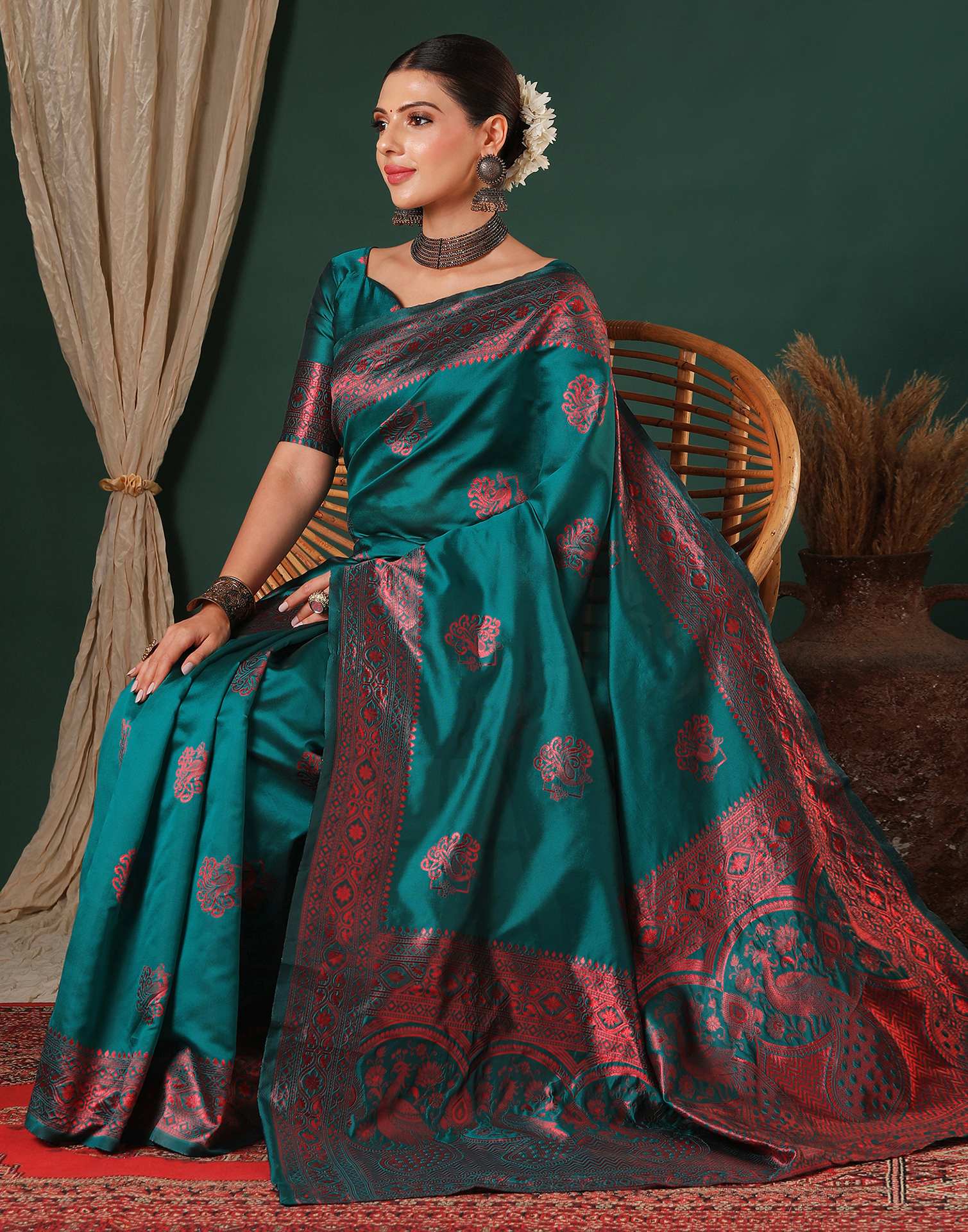 Rama Green Silk Woven Saree