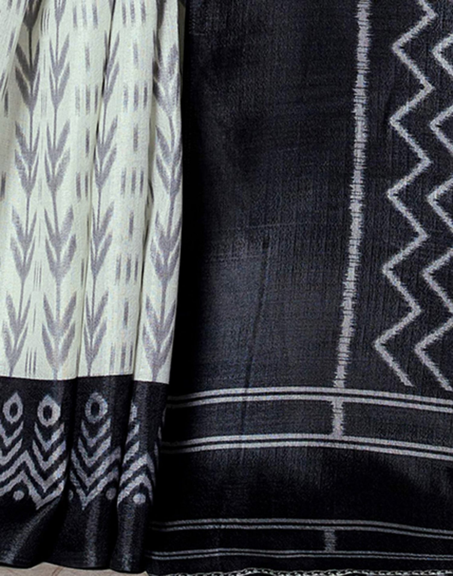 Black Cotton Blend Ikkat Printed Saree