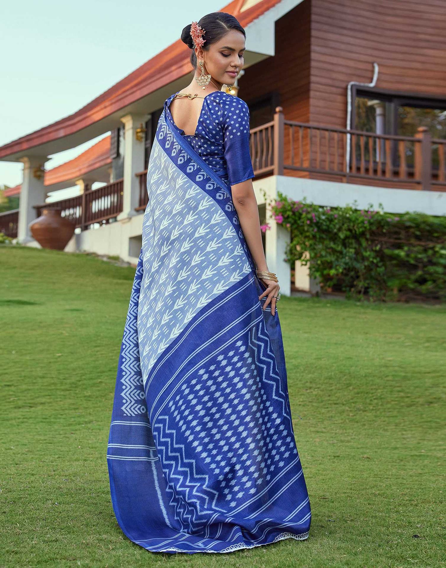 Dark Blue Cotton Blend Ikkat Printed Saree