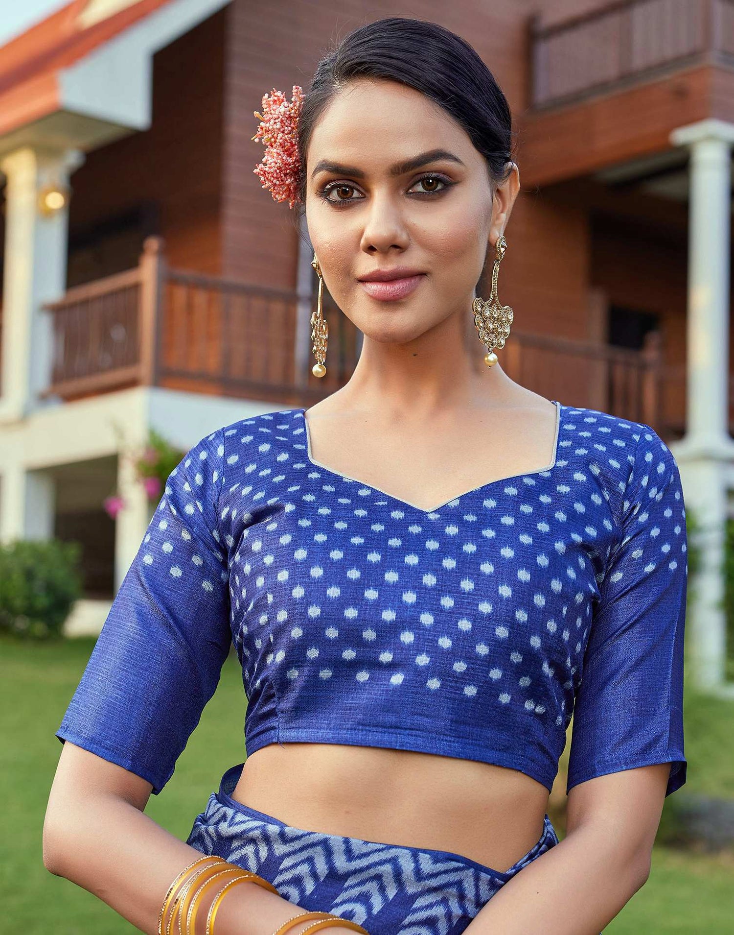 Dark Blue Cotton Blend Ikkat Printed Saree