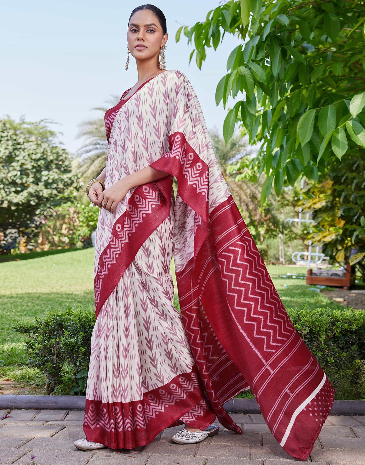 Red Cotton Blend Ikkat Printed Saree