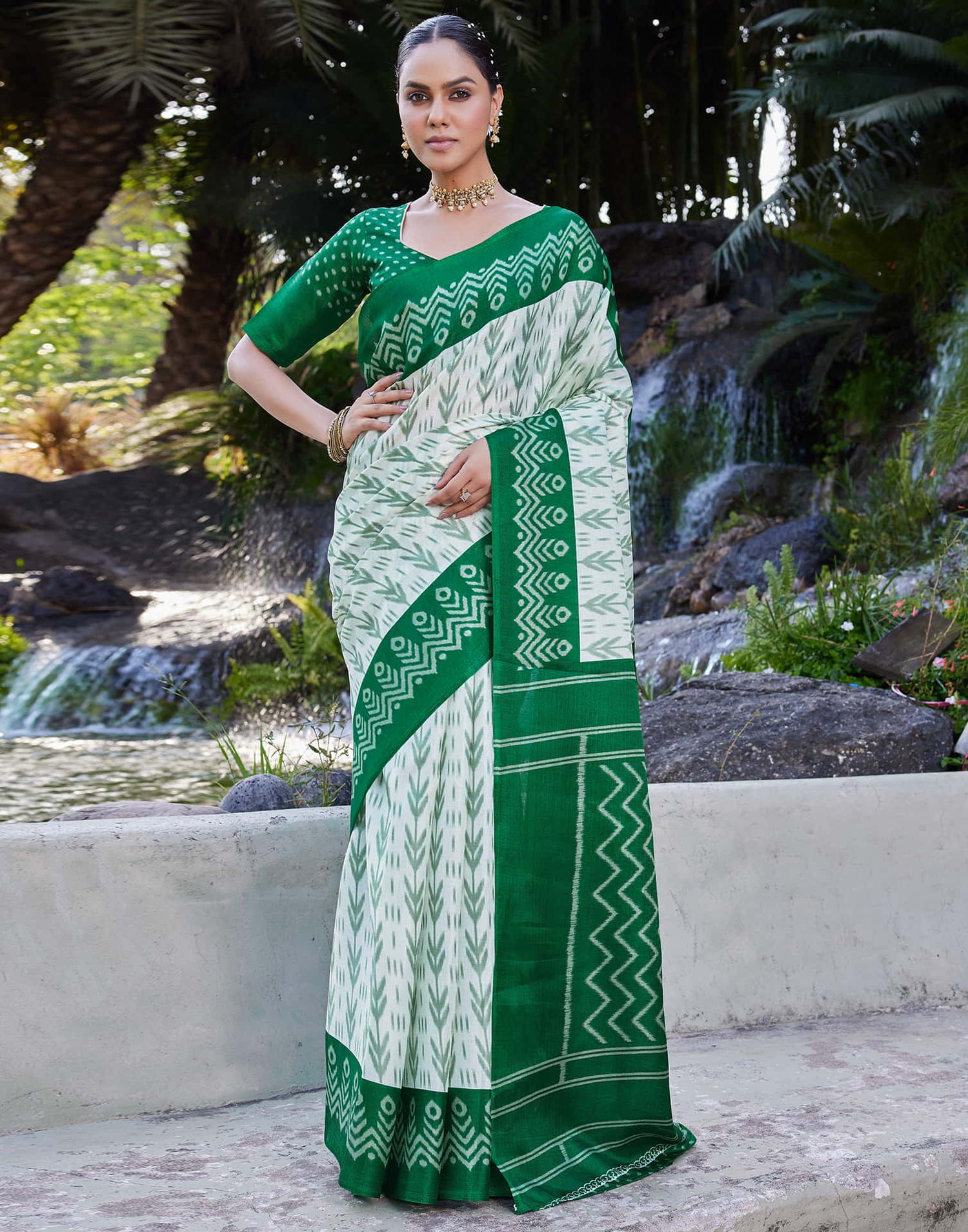 Dark Green Cotton Blend Ikkat Printed Saree