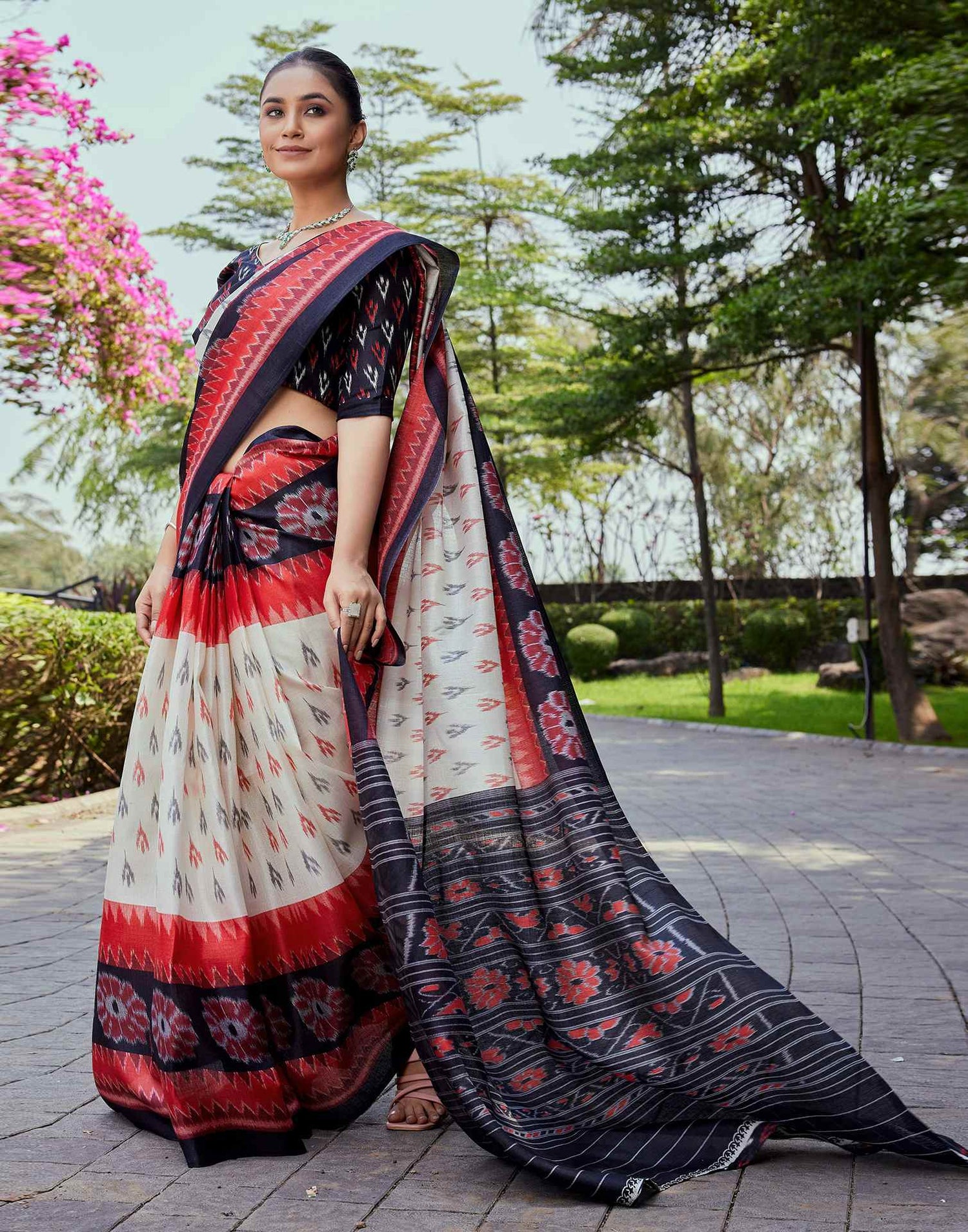 Black Cotton Blend Ikkat Printed Saree