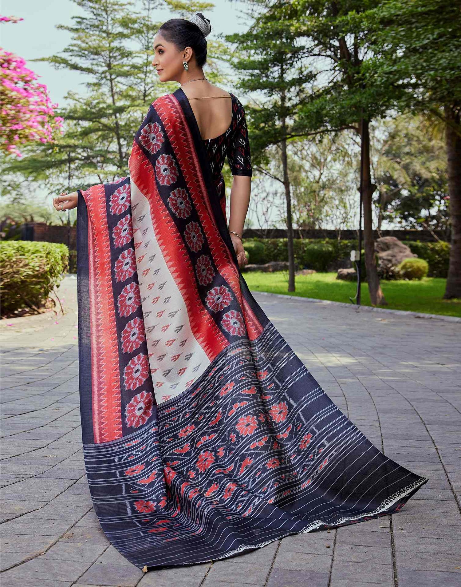 Black Cotton Blend Ikkat Printed Saree