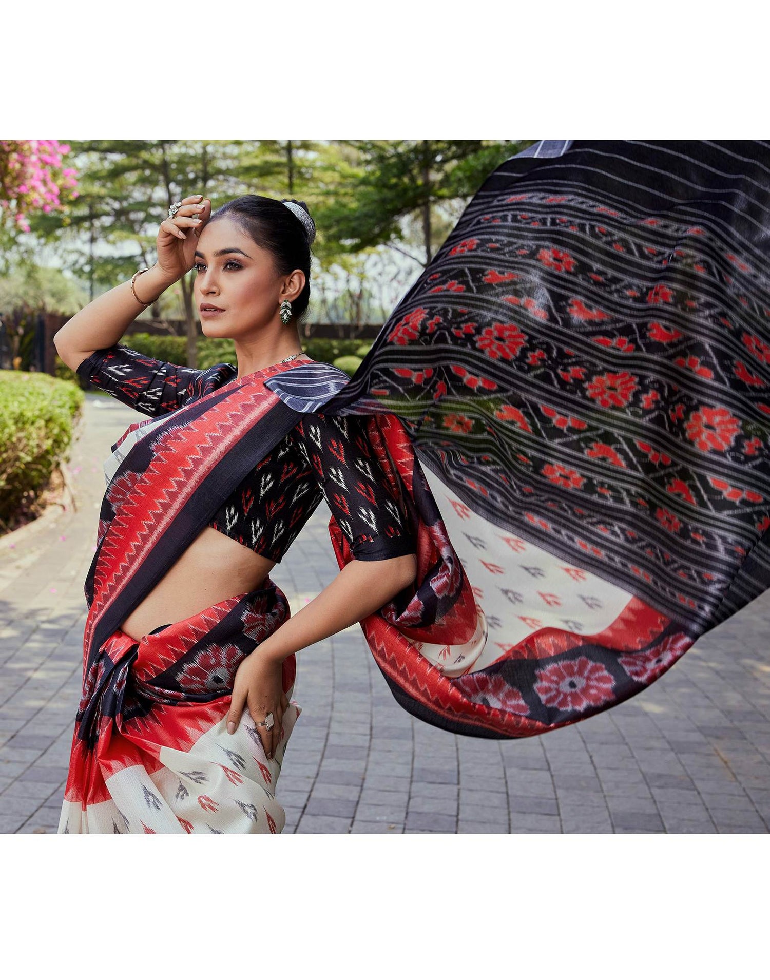 Black Cotton Blend Ikkat Printed Saree