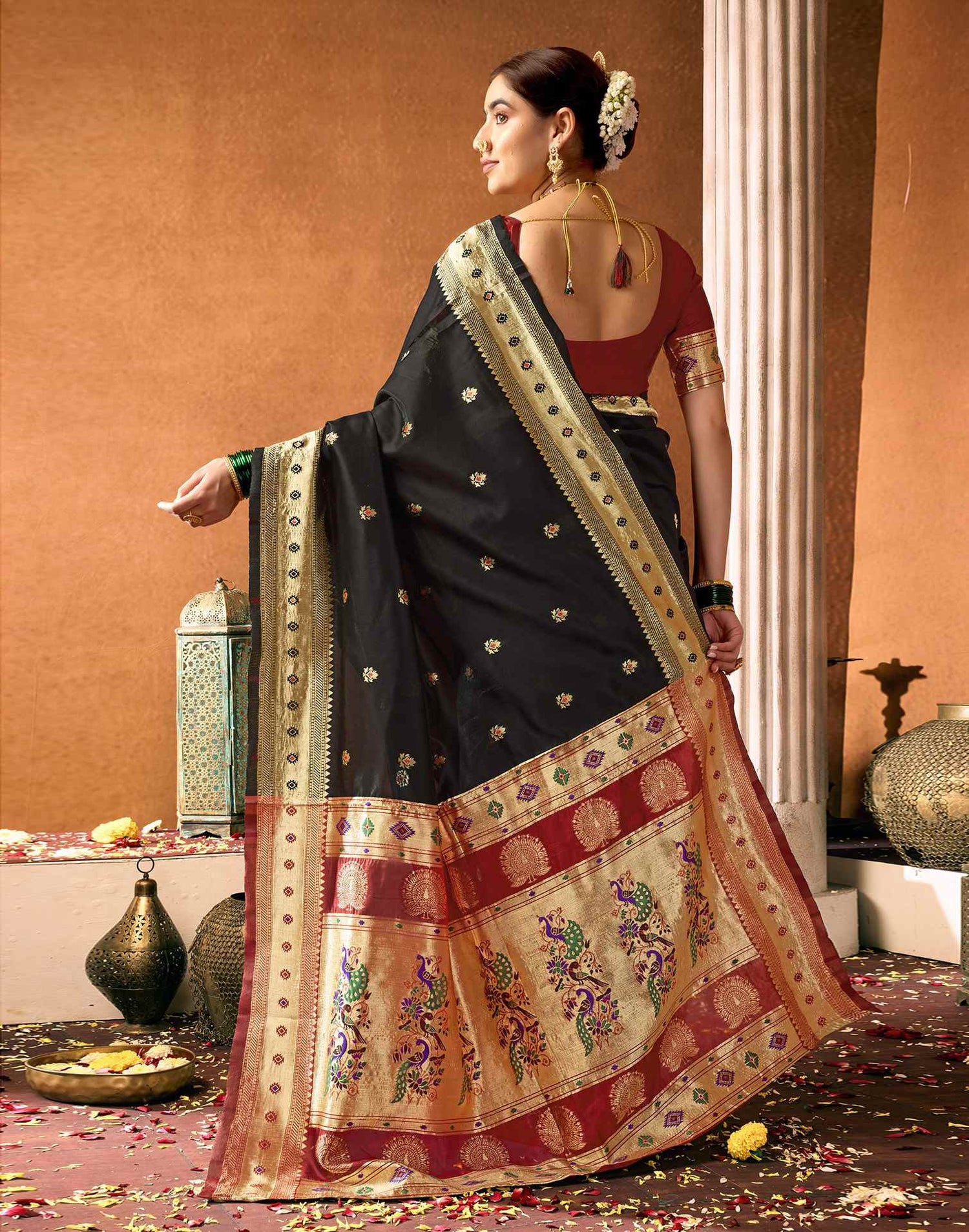 Black Silk Woven Paithani Saree