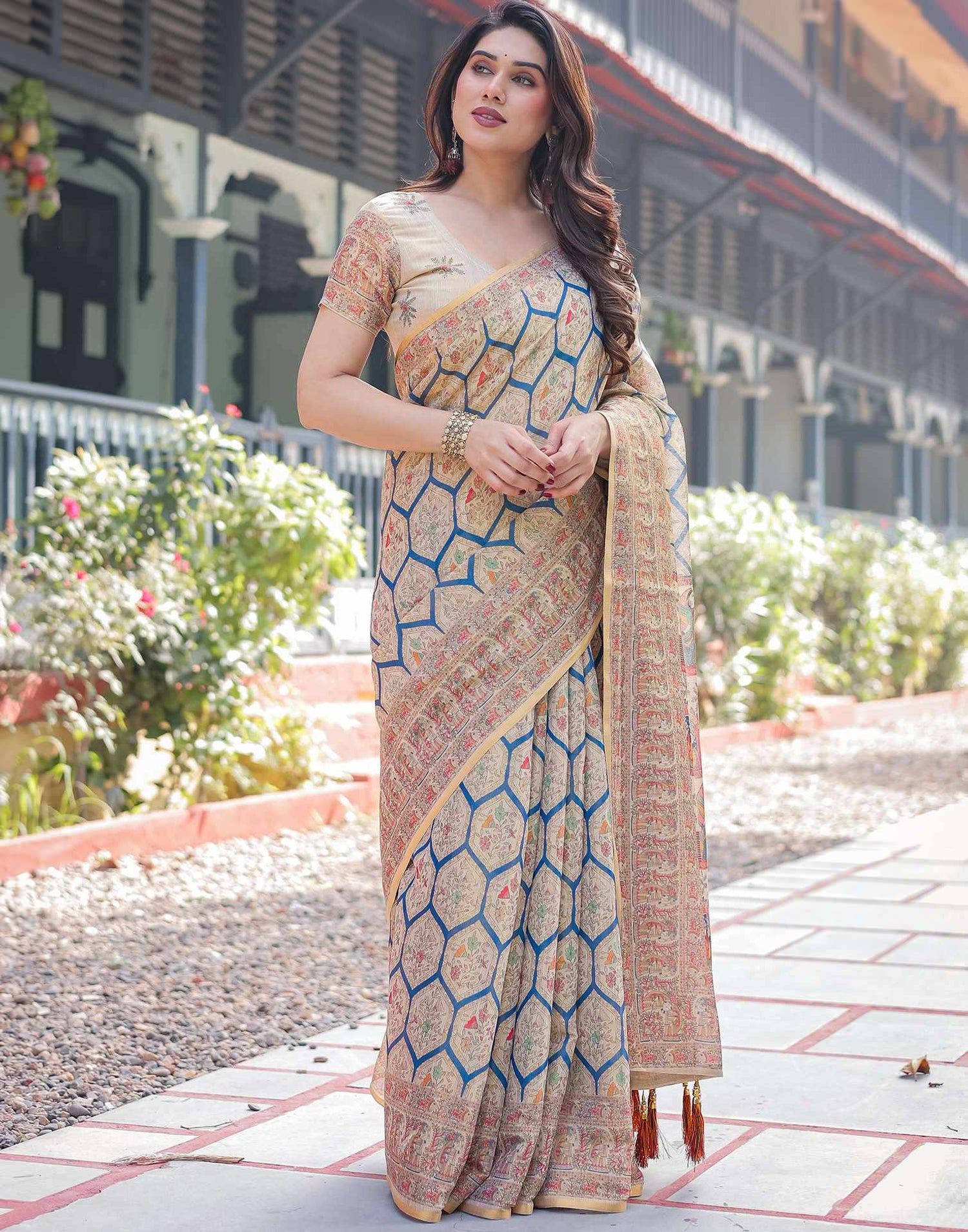 Beige Linen Printed Saree