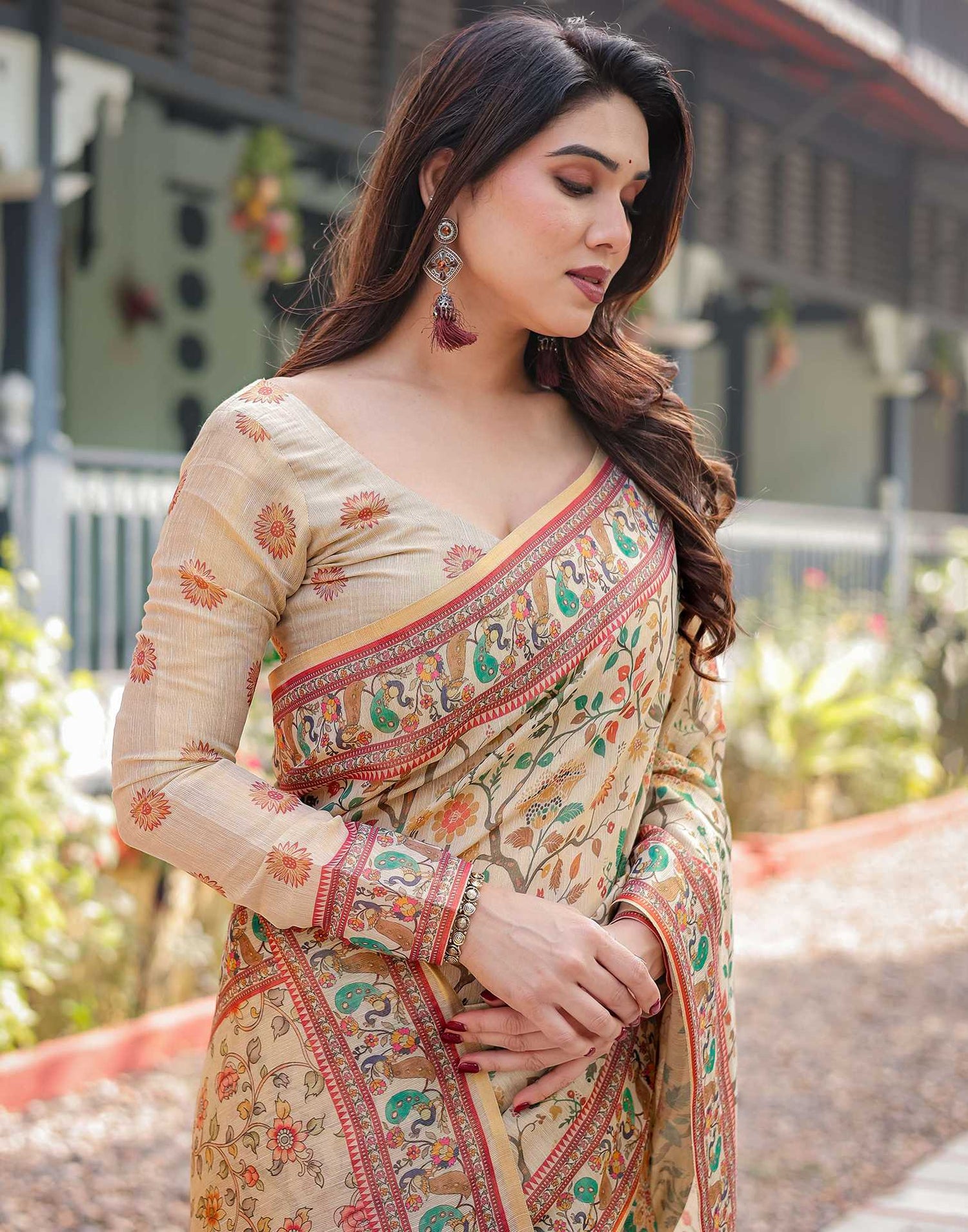 Beige Linen Floral Printed Saree
