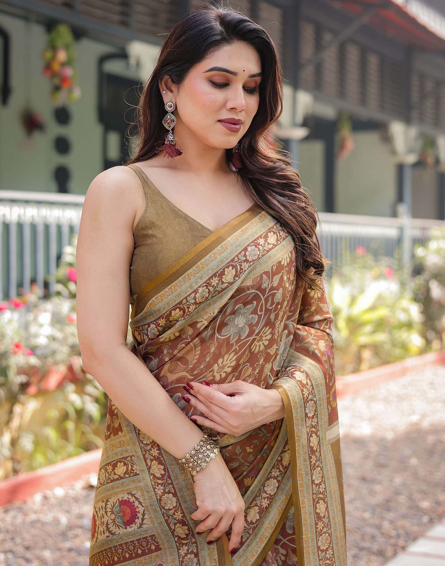Chestnut Brown Linen Floral Printed Saree