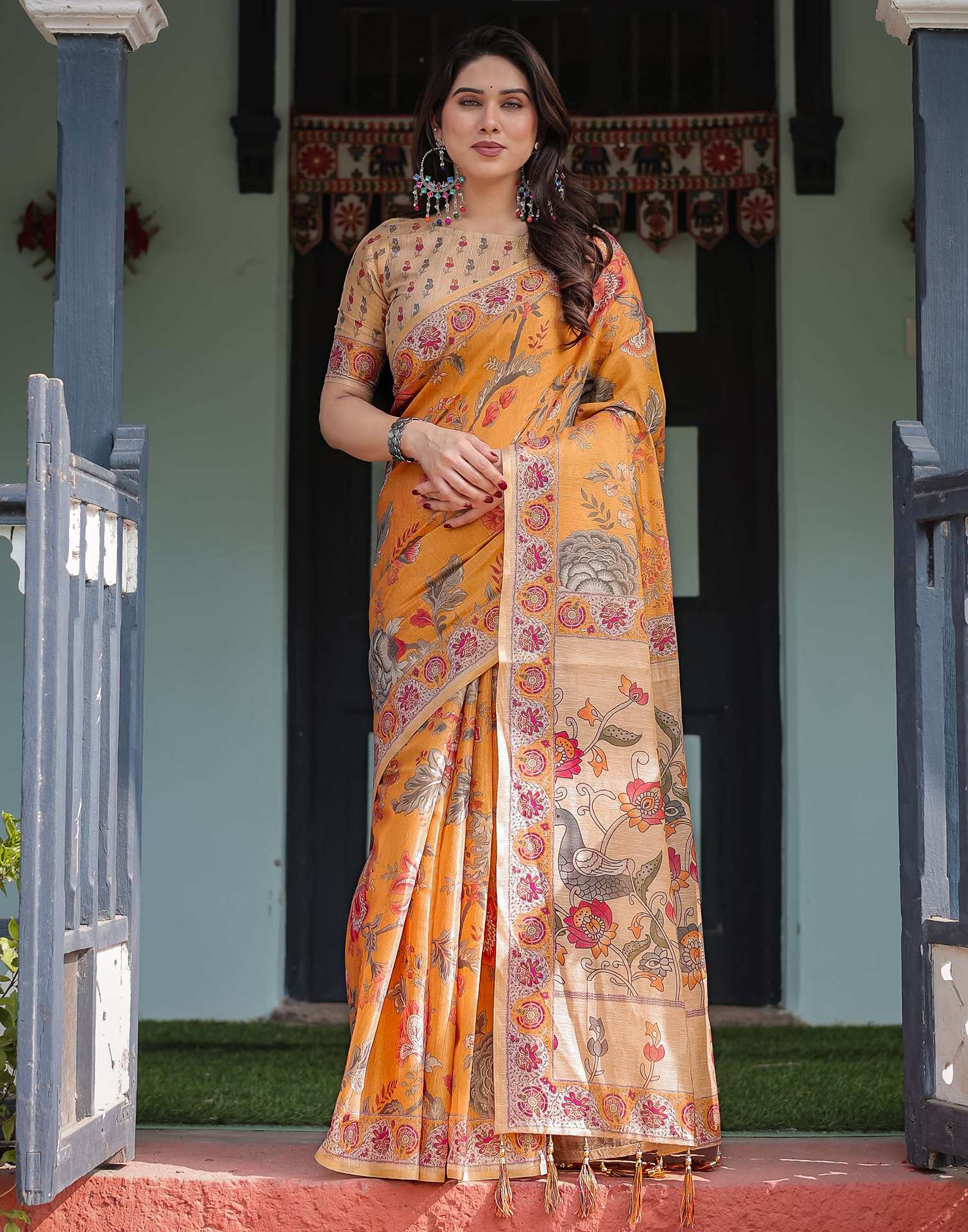 Dusty Orange Linen Floral Printed Printed Saree