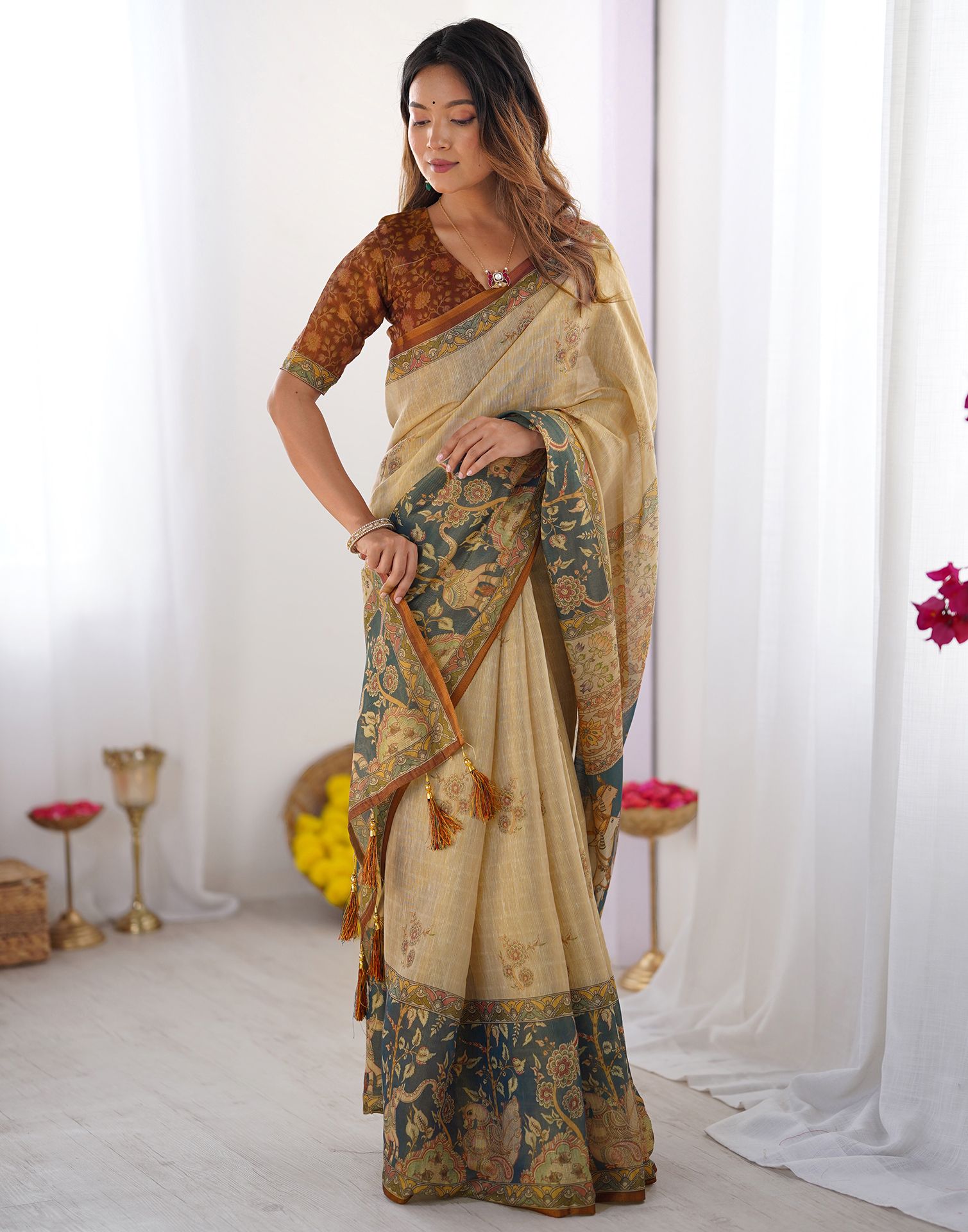 Beige Linen Printed Saree