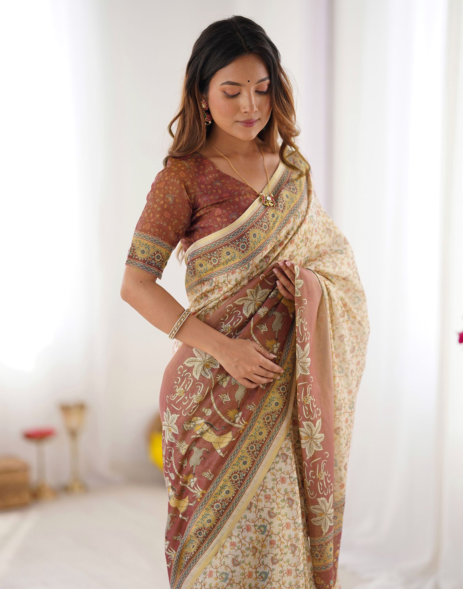 Beige Linen Floral Printed Saree