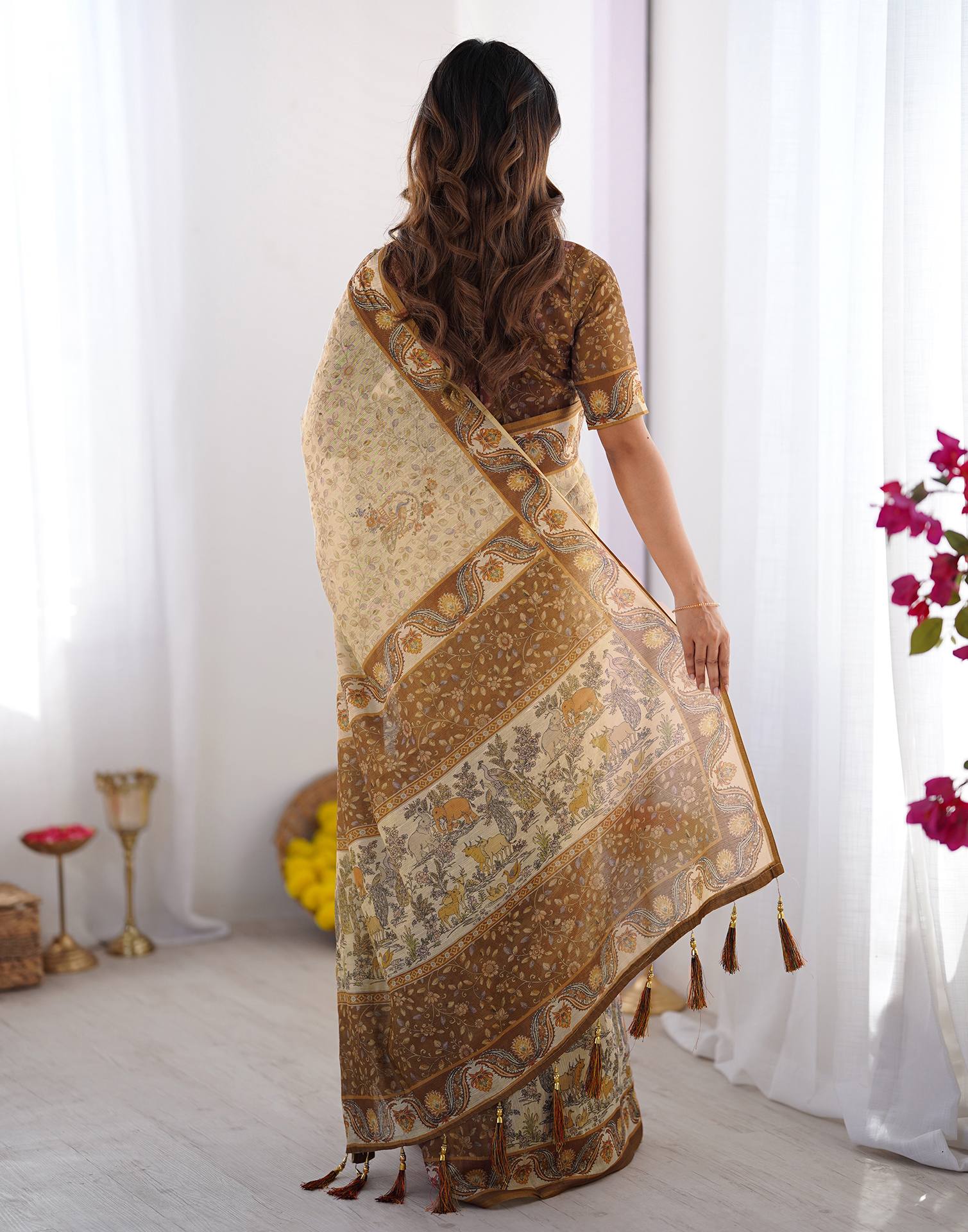 Beige Linen Floral Printed Saree