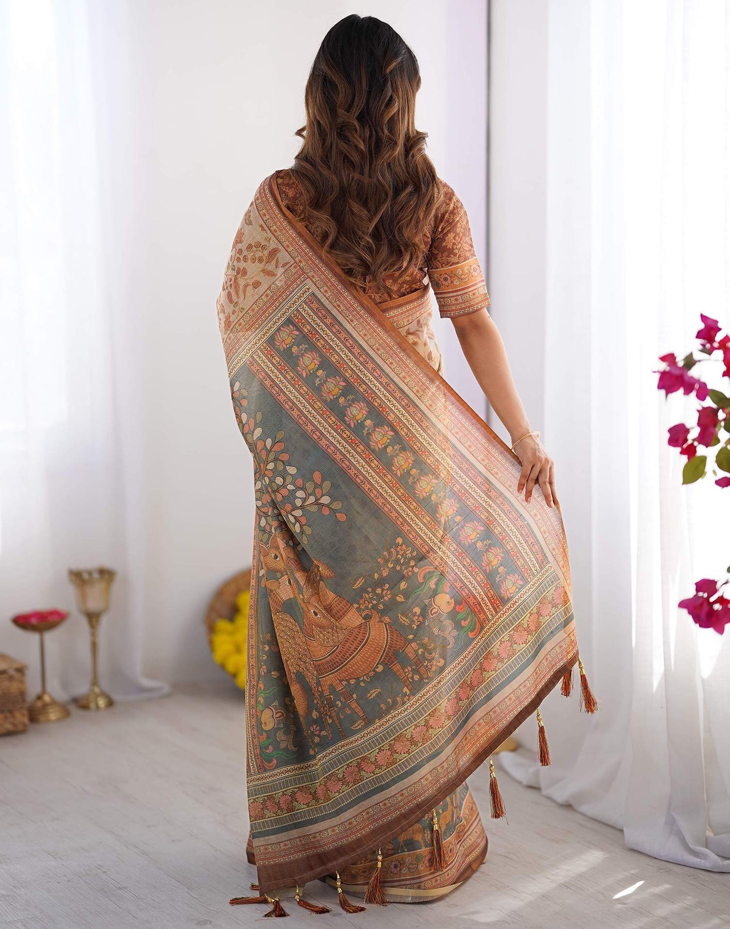 Light Grey Linen Floral Printed Saree
