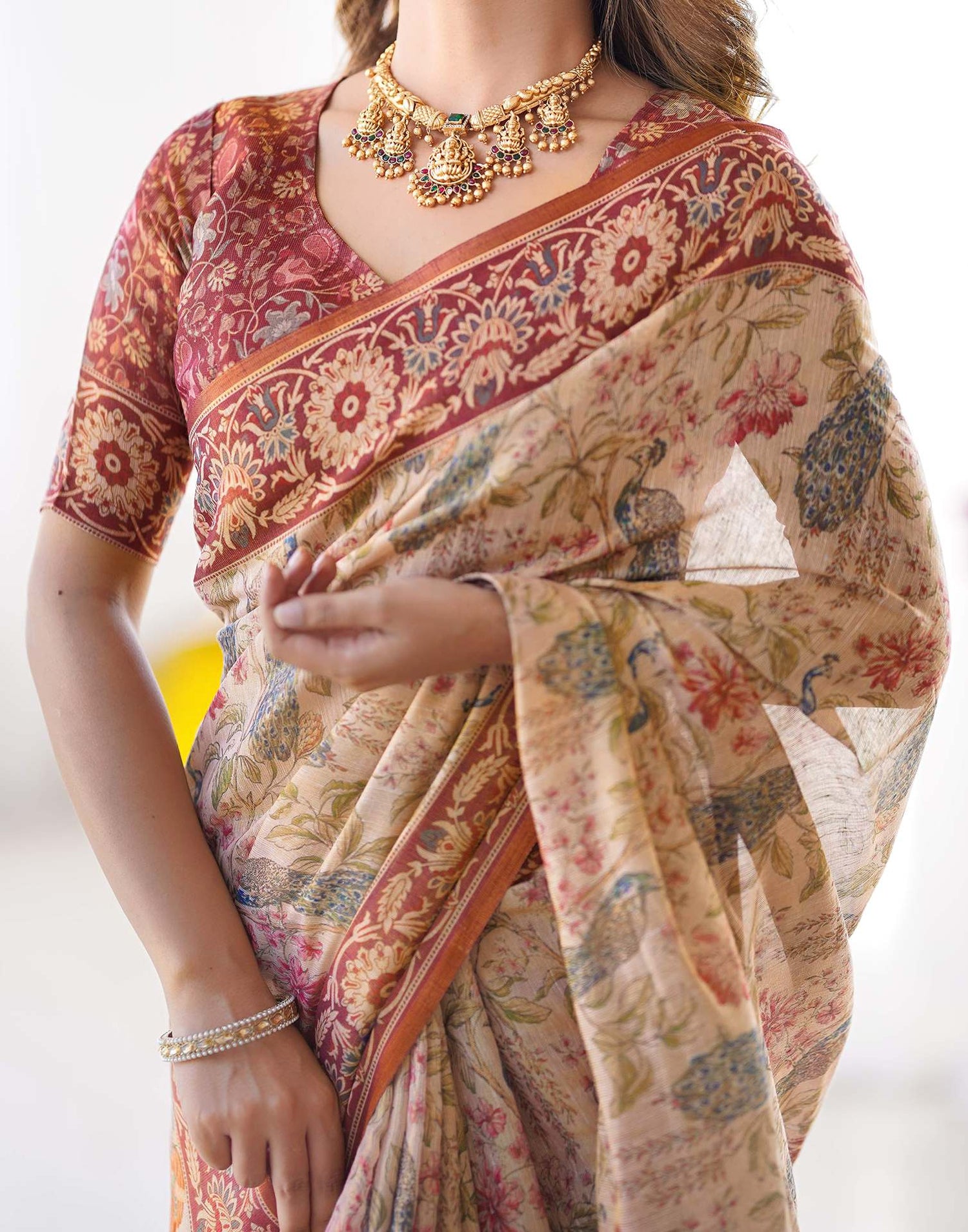 Cream Linen Printed Saree