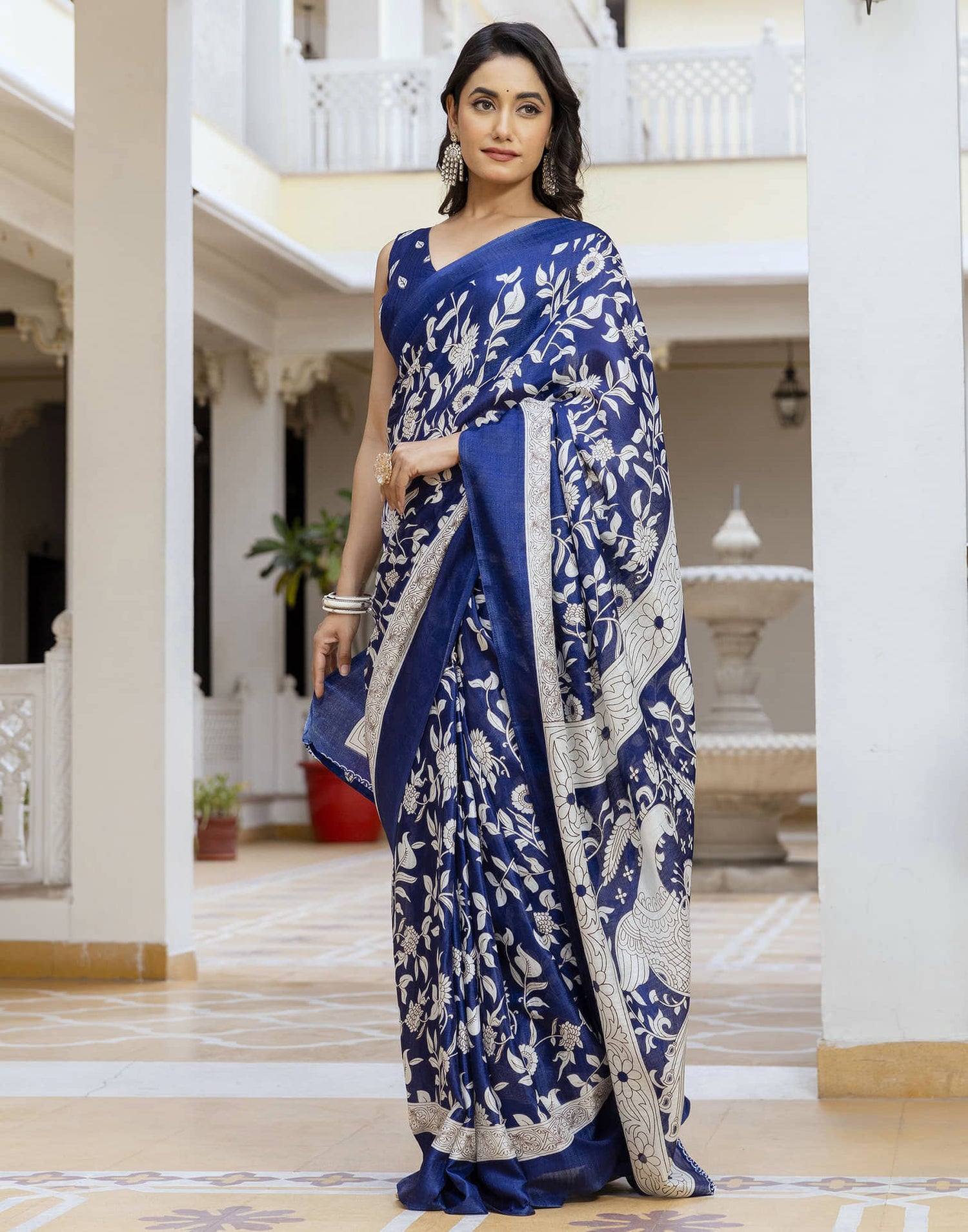 Navy Blue Cotton Blend Floral printed Saree