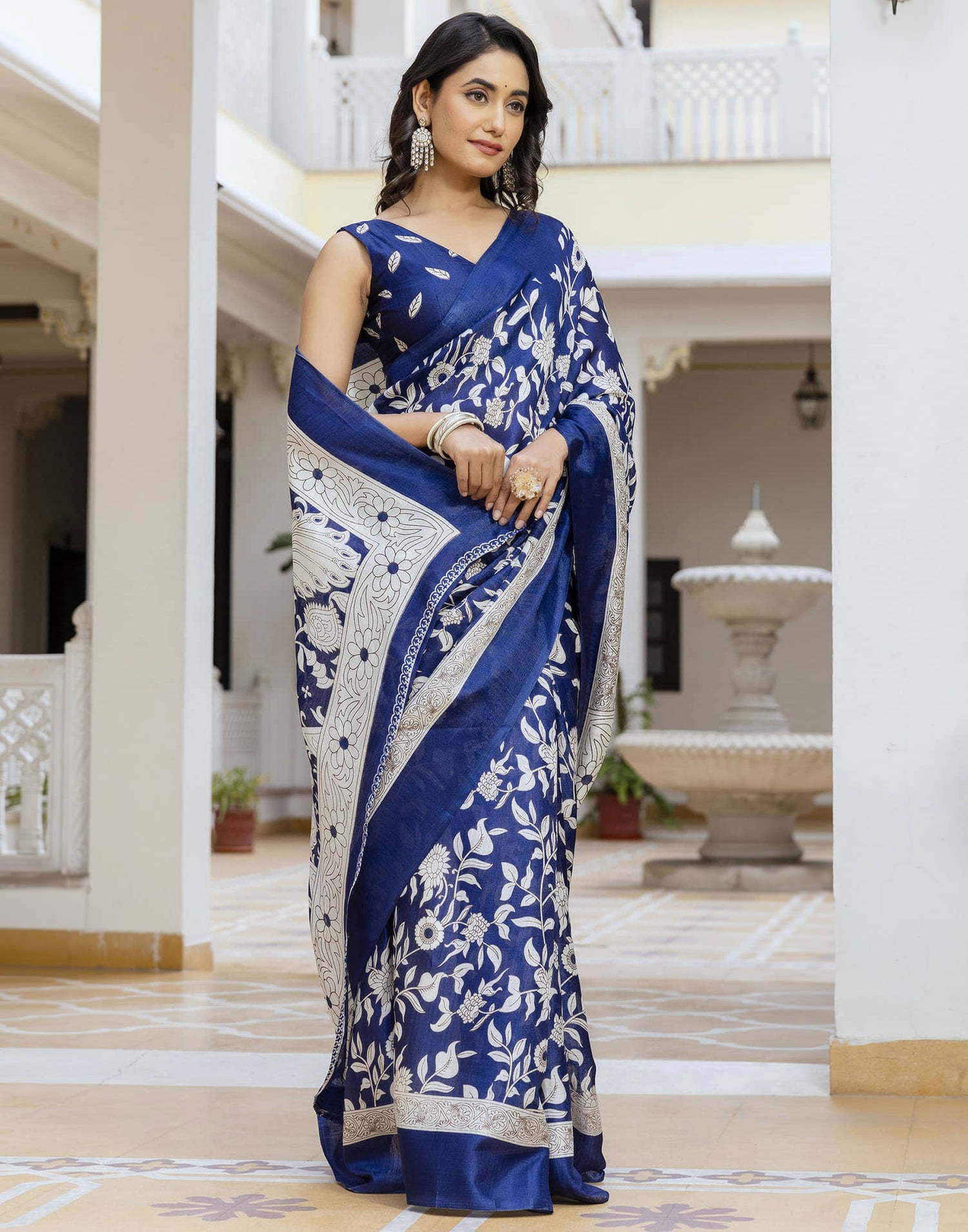 Navy Blue Cotton Blend Floral printed Saree