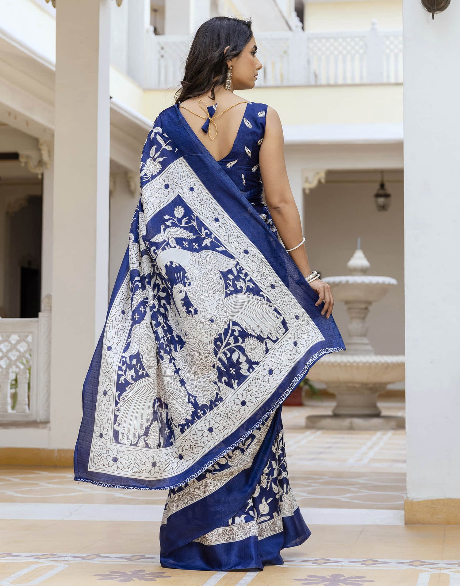 Navy Blue Cotton Blend Floral printed Saree