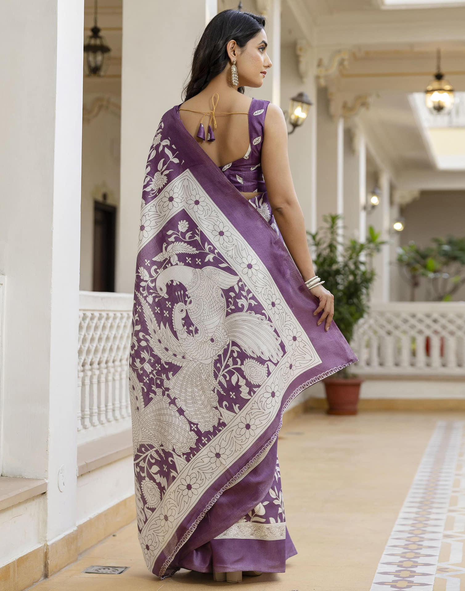 Mauve Cotton Blend Floral printed Saree