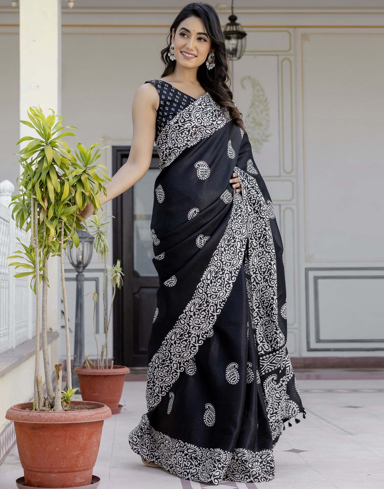Black Cotton Blend Printed Saree