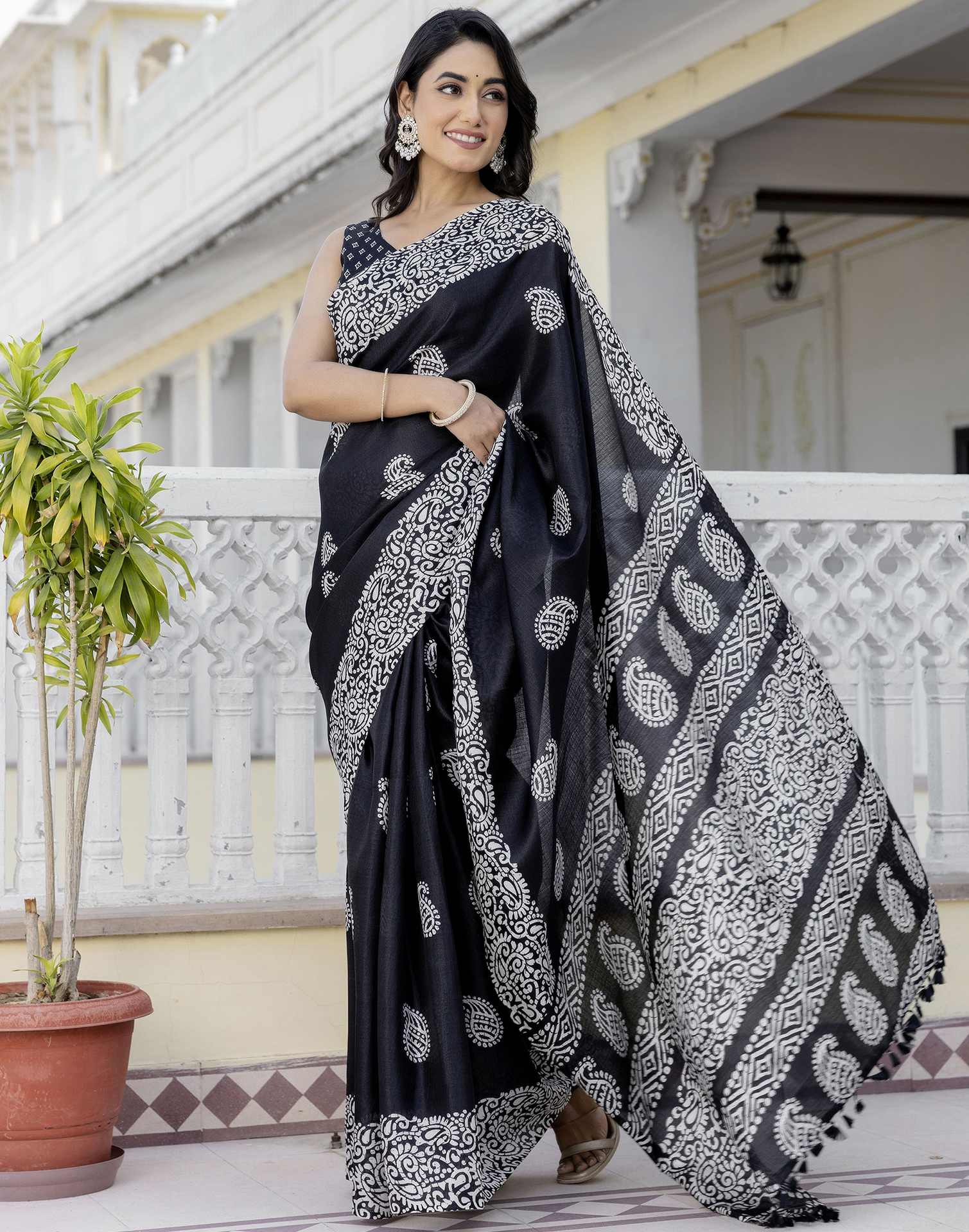 Black Cotton Blend Printed Saree