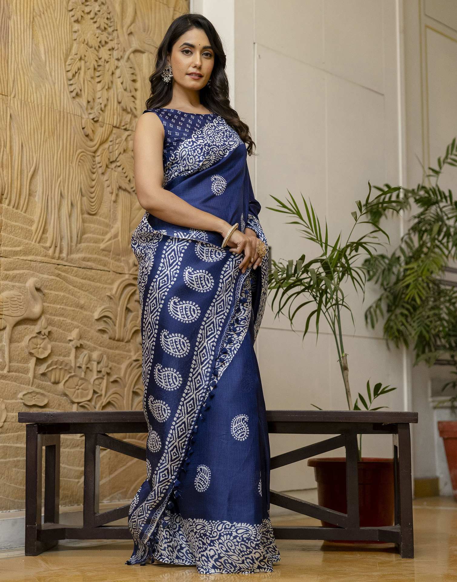 Dark Blue Cotton Blend Printed Saree