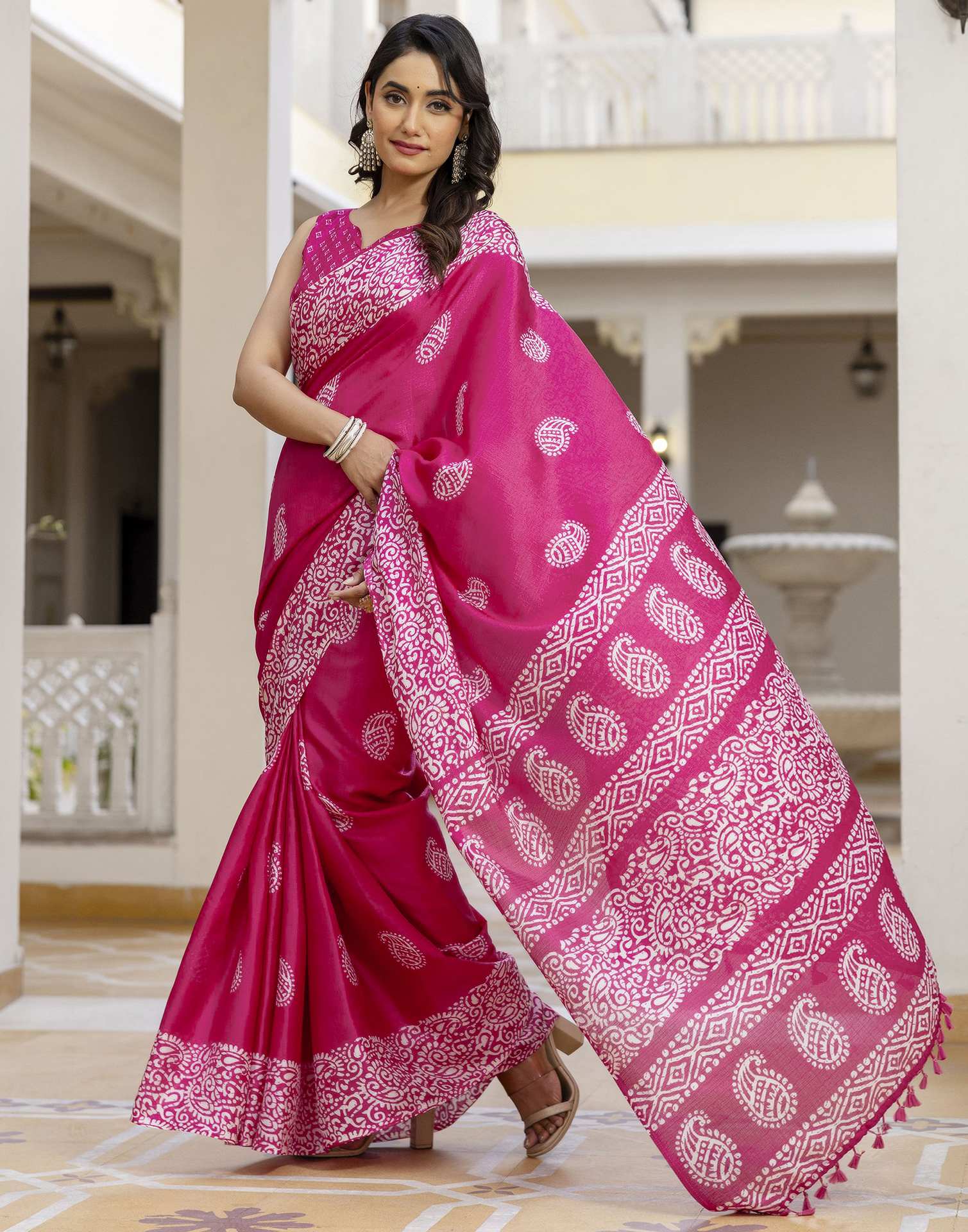 Rani Pink Cotton Blend Printed Saree
