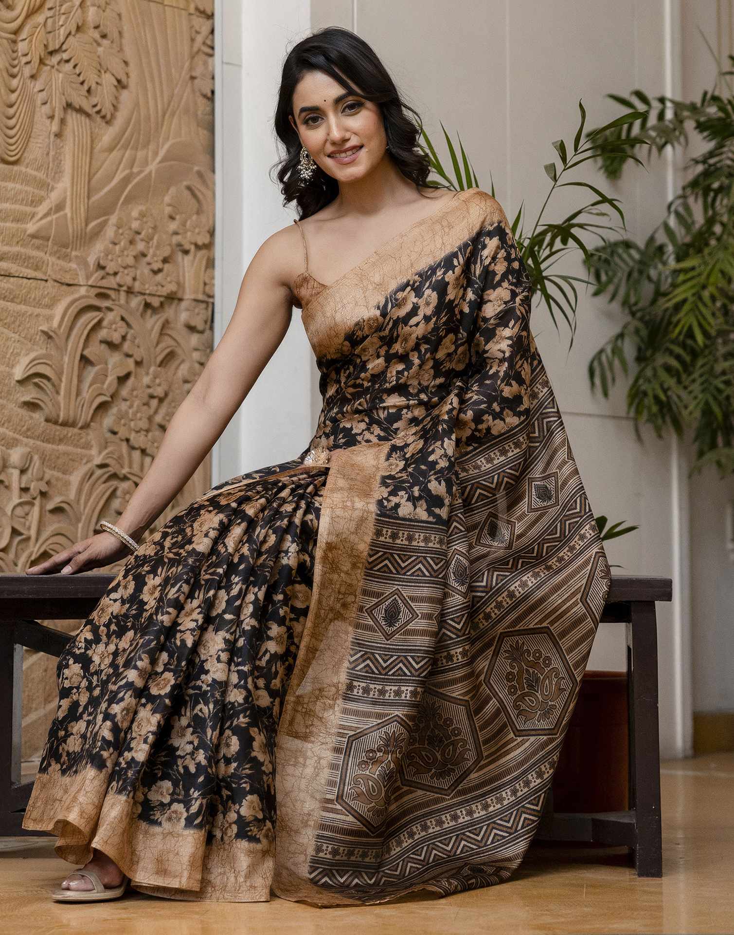 Brown Cotton Blend Floral Printed Saree