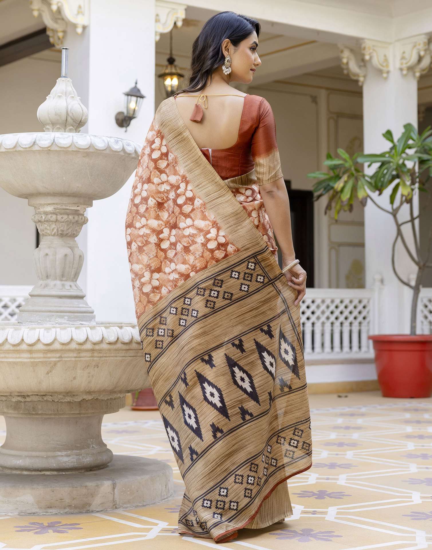 Brown Cotton Blend Printed Saree