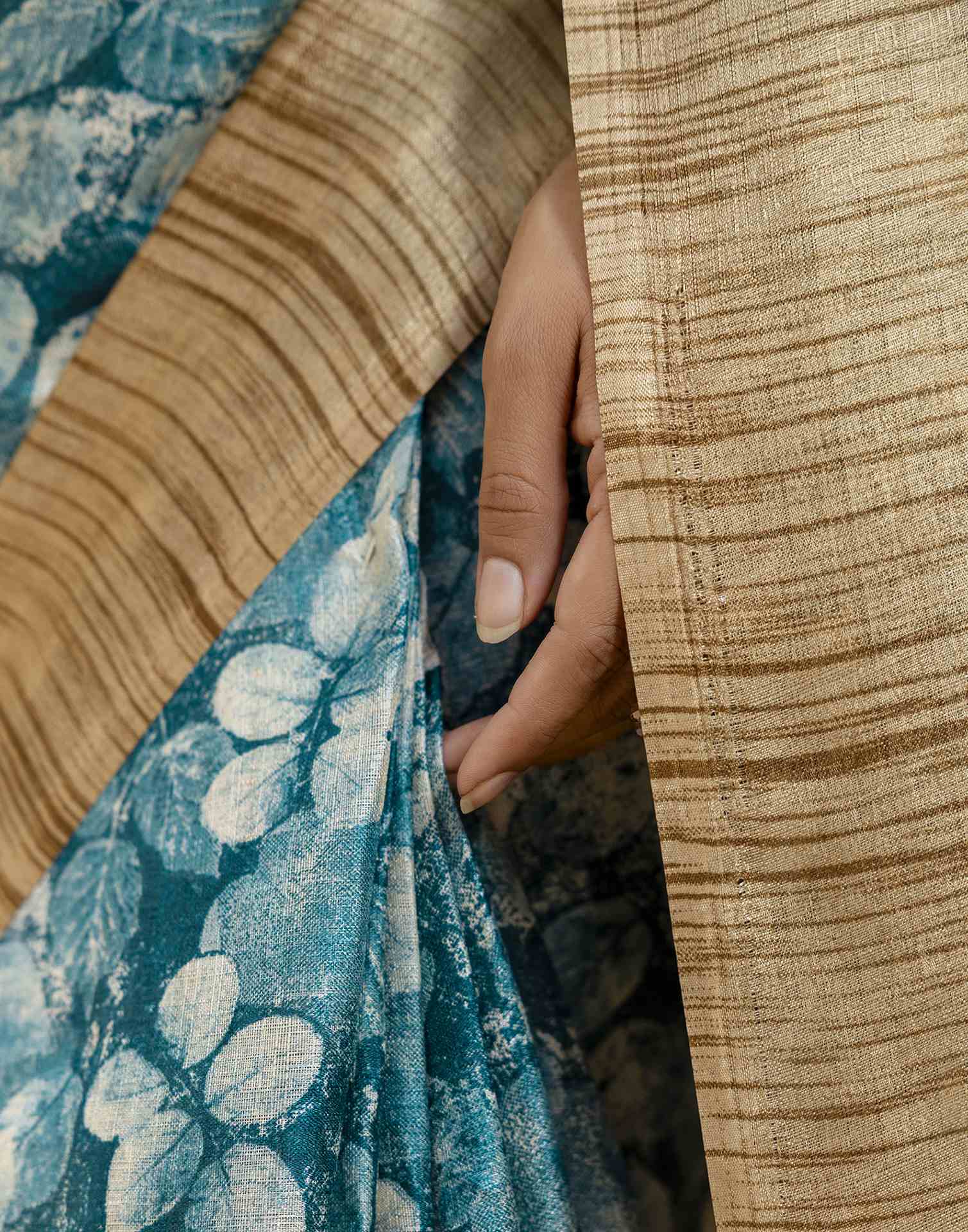 Teal Blue Cotton Blend Printed Saree