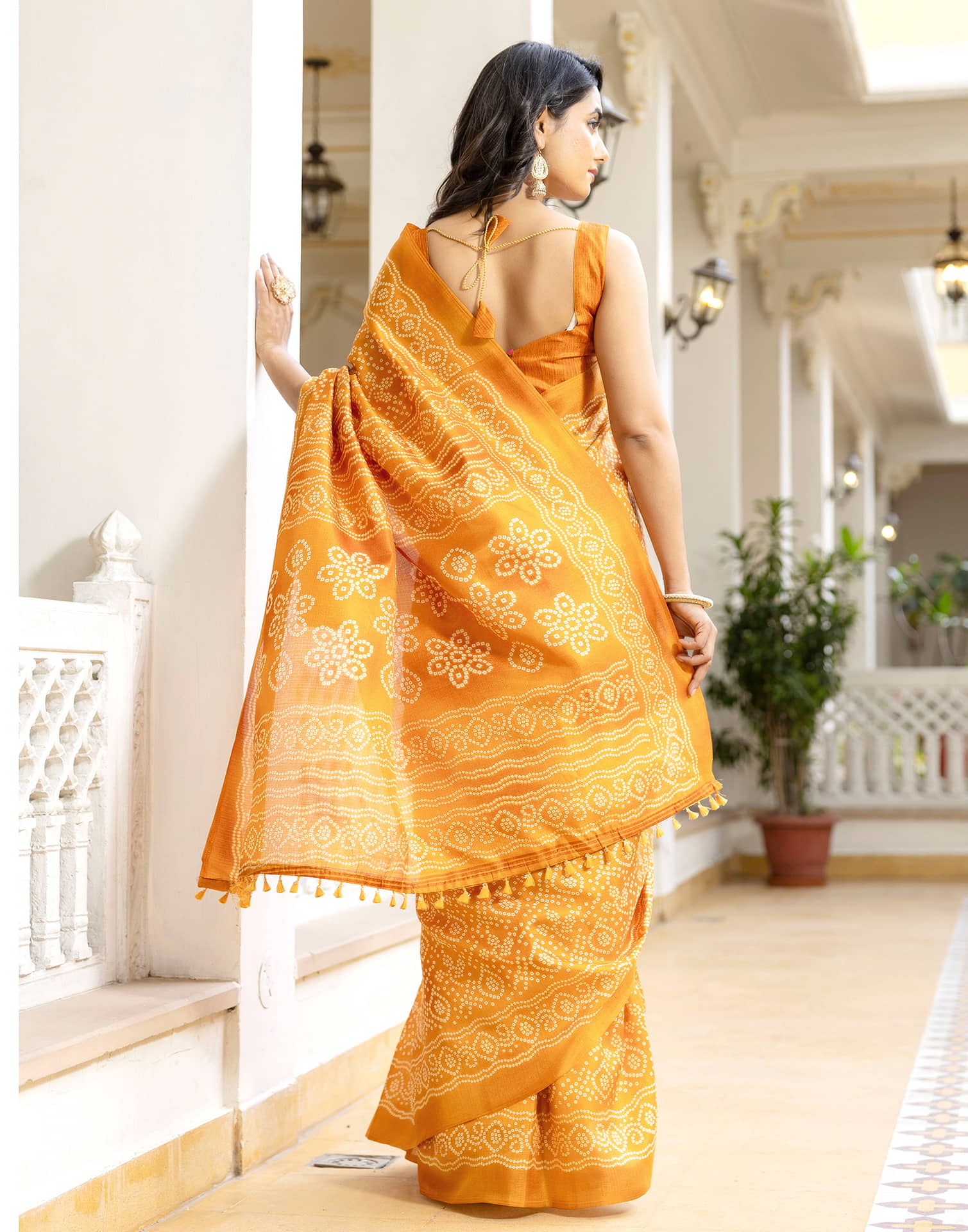 Turmeric Yellow Cotton Blend Bandhani Printed Saree