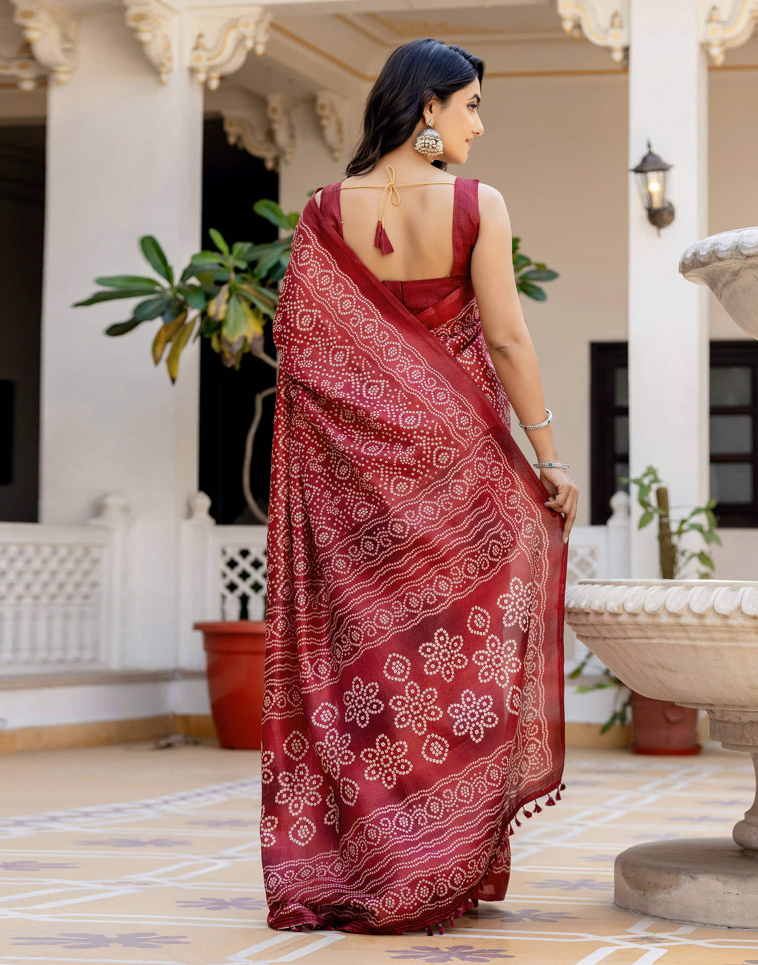 Dark Red Cotton Blend Bandhani Printed Saree