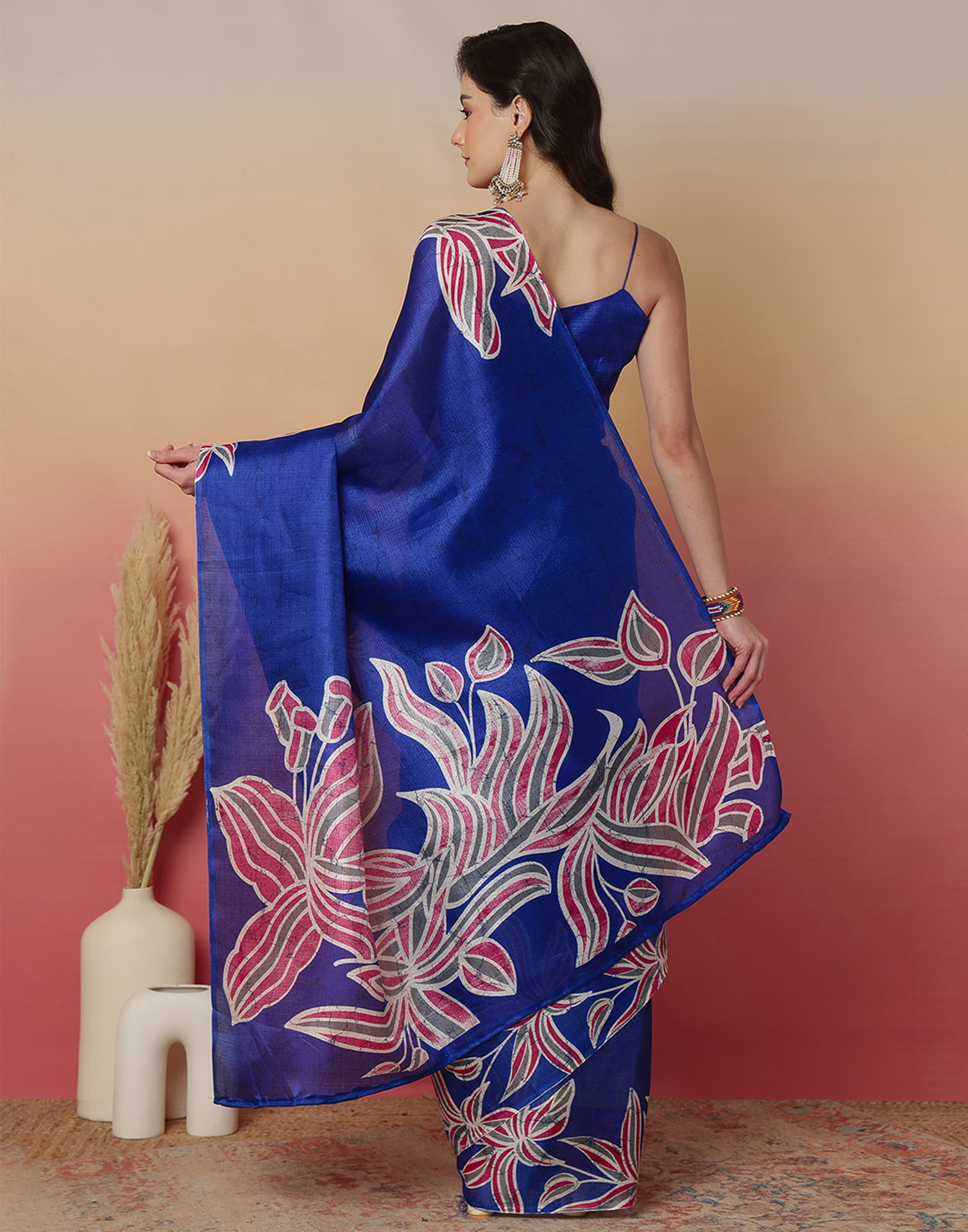 Blue Cotton Blend Printed Saree