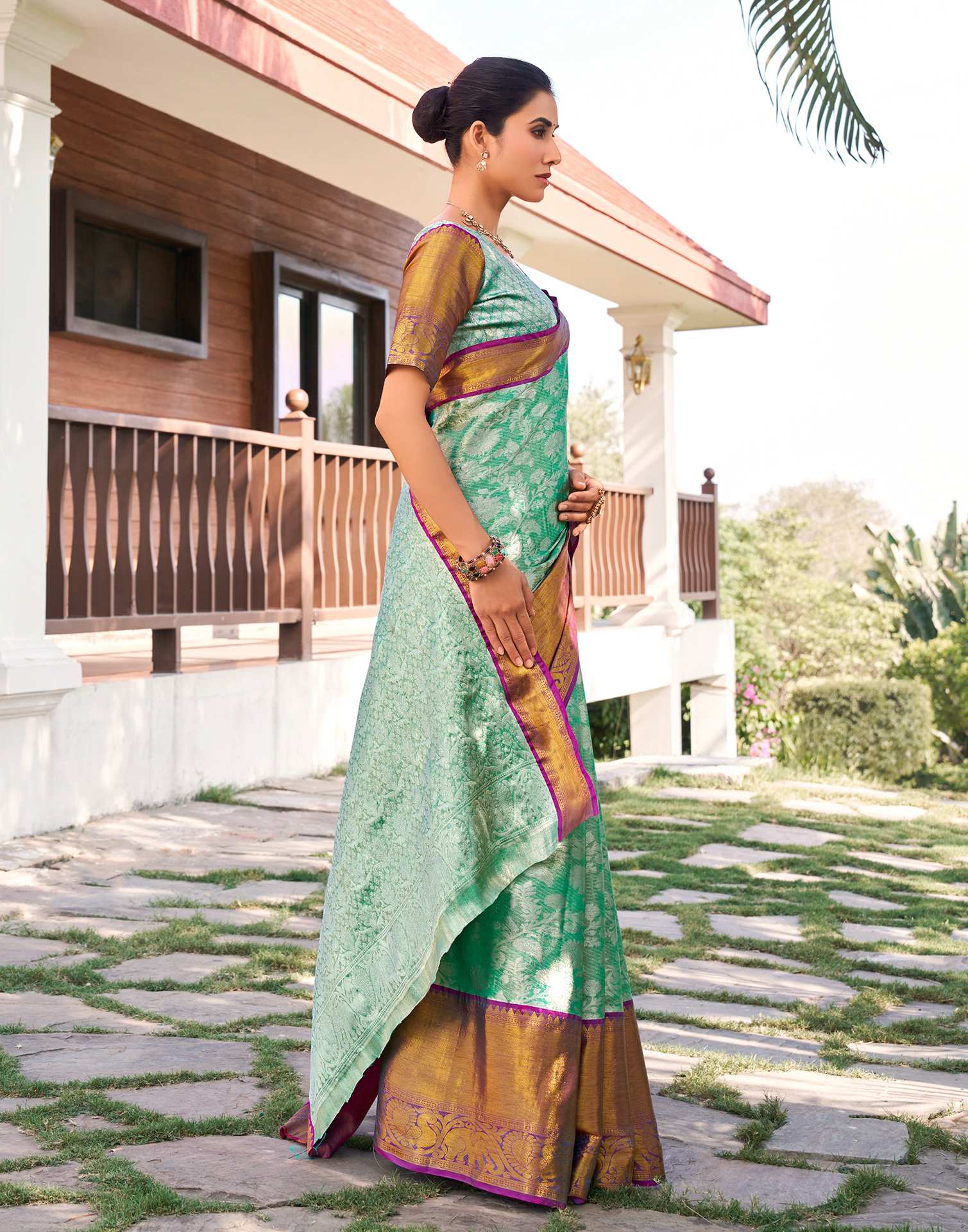Turquoise Silk Woven Kanjivaram Saree