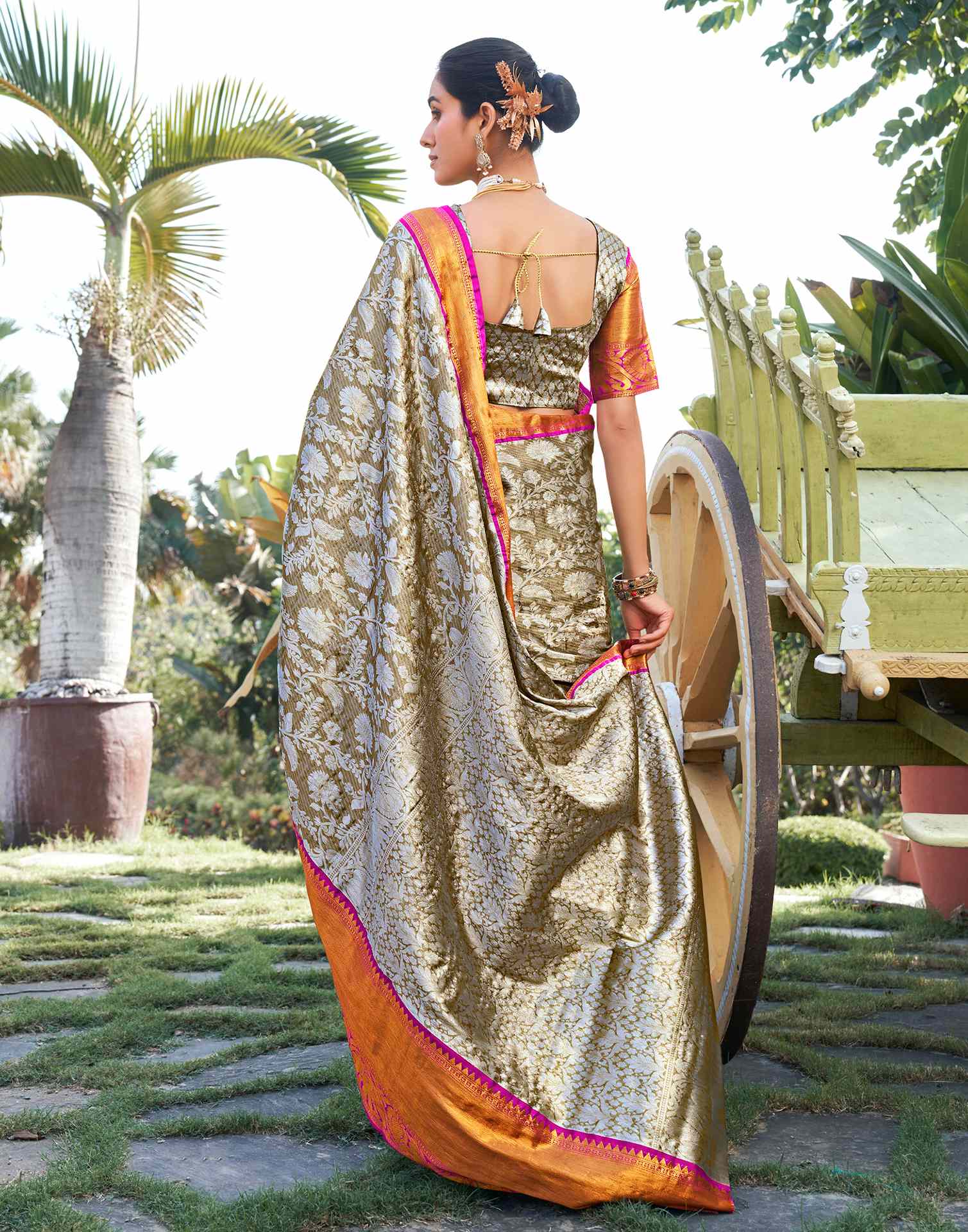 Sage Green Silk Woven Kanjivaram Saree