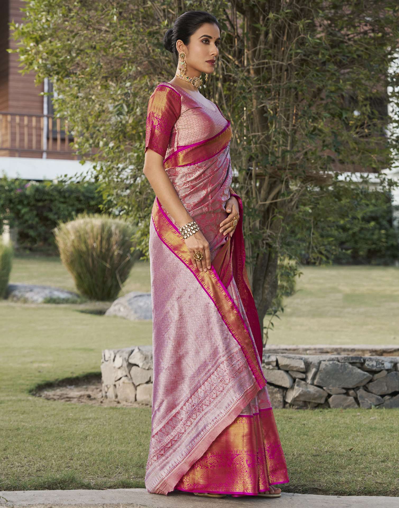 Pink Silk Woven Kanjivaram Saree