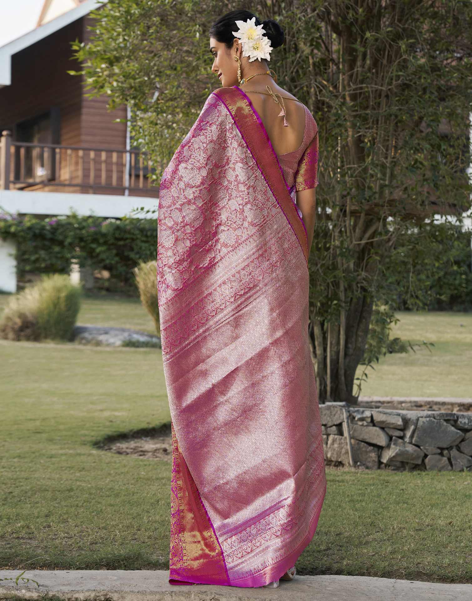 Pink Silk Woven Kanjivaram Saree