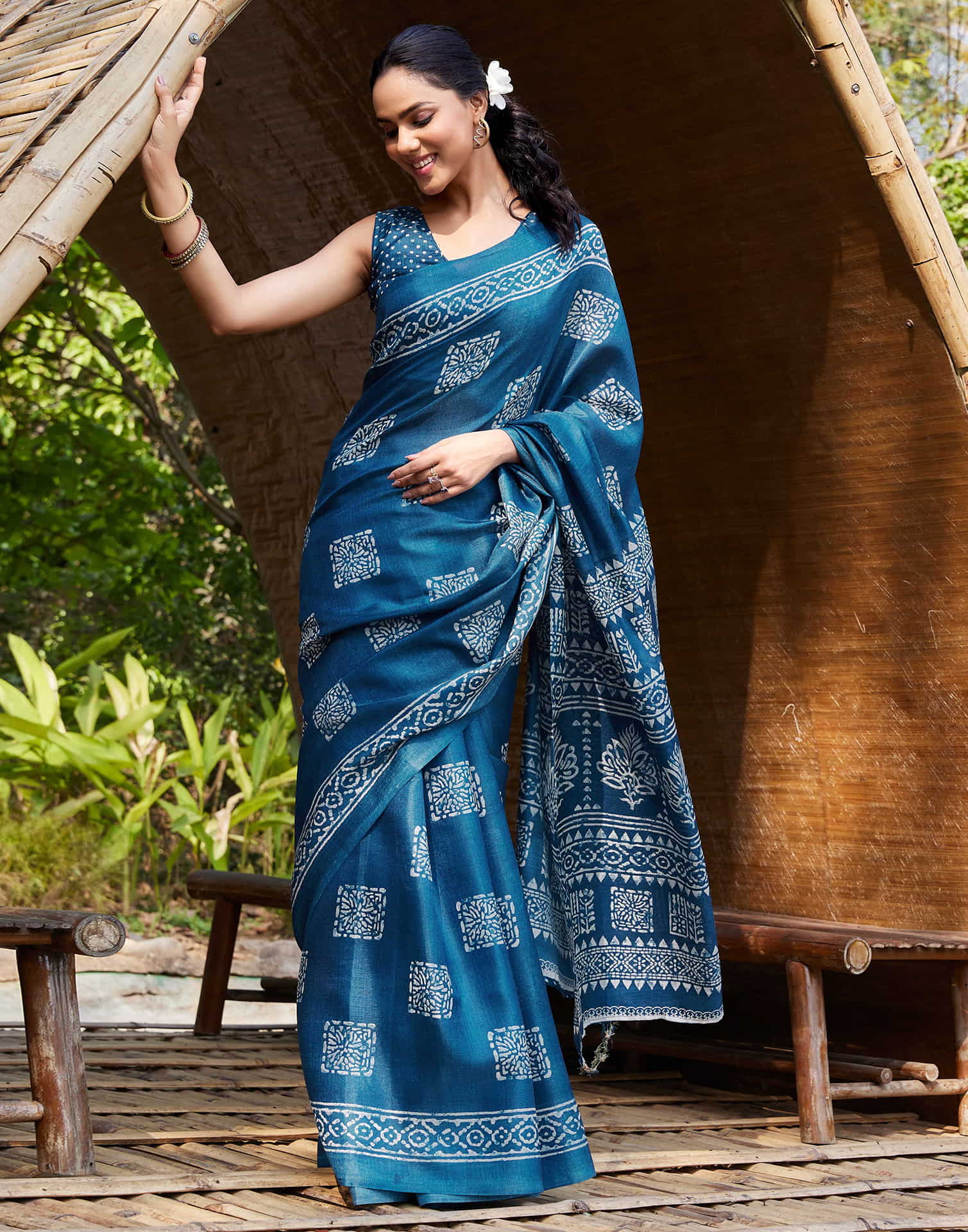 Dark Blue Cotton Blend Printed Saree