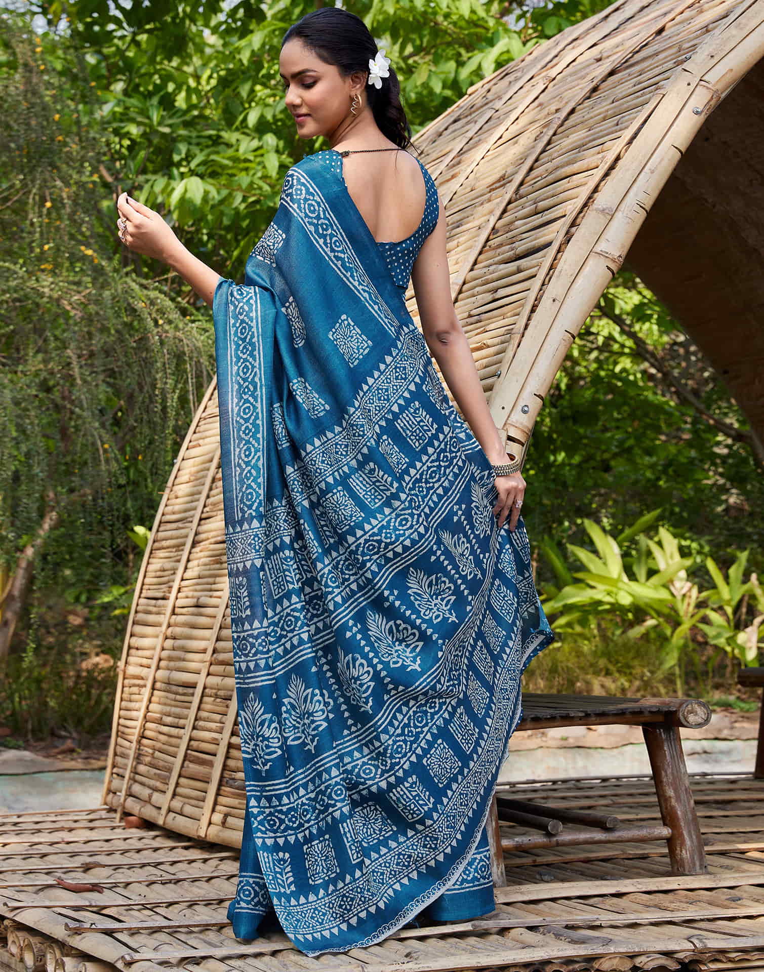 Dark Blue Cotton Blend Printed Saree