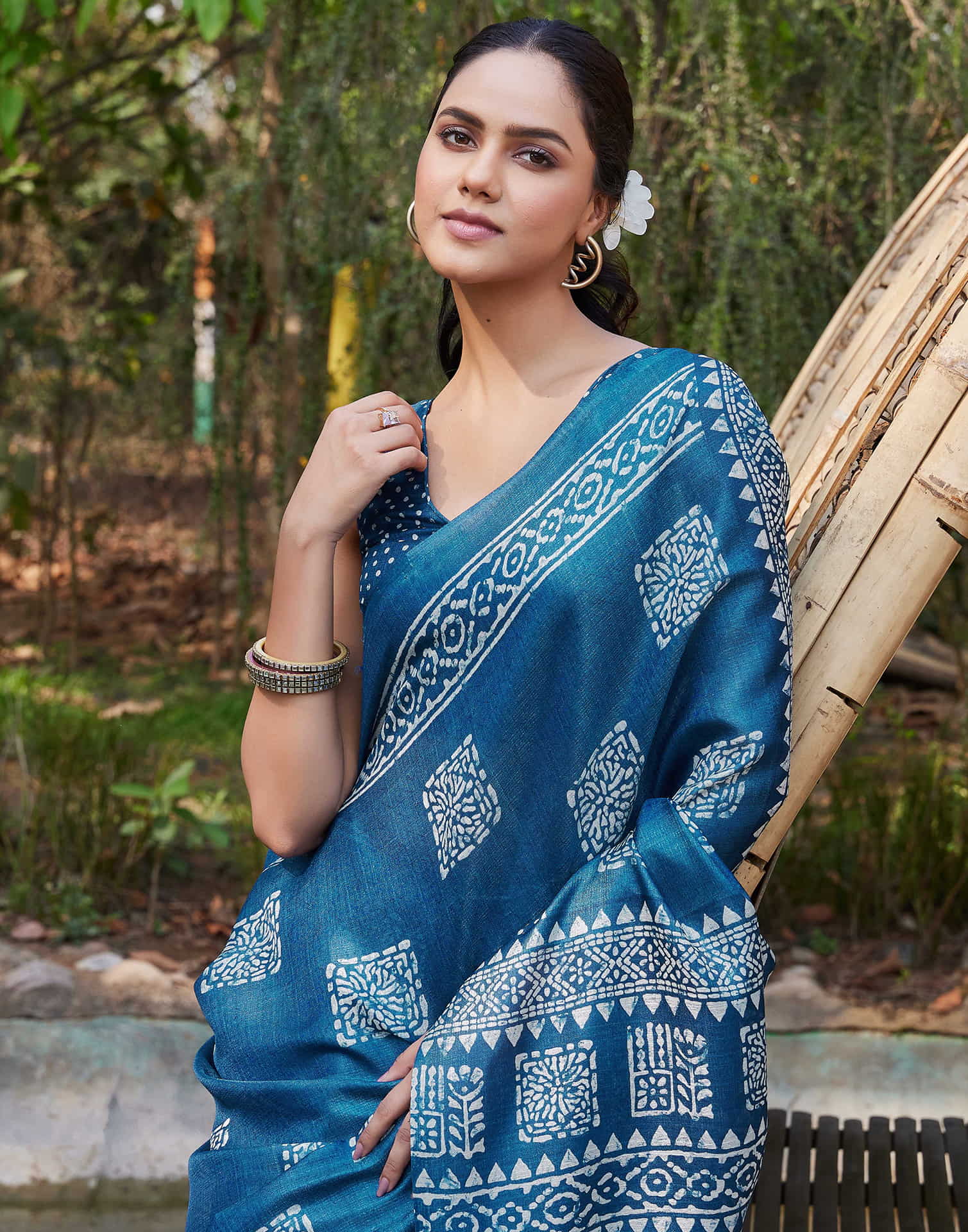 Dark Blue Cotton Blend Printed Saree
