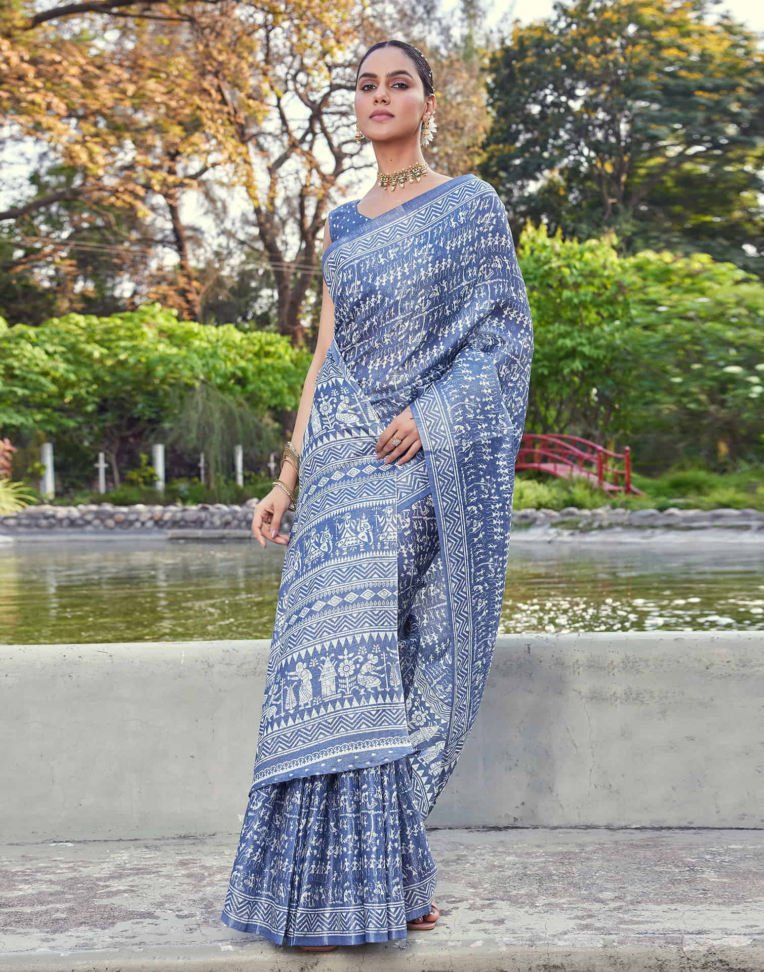 Dusty Blue Cotton Blend Warli Printed Saree