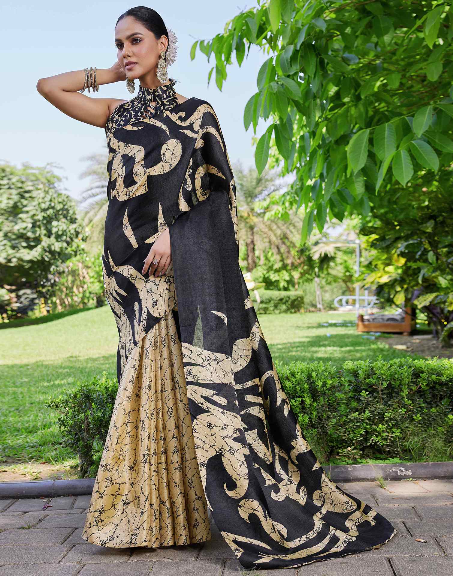 Beige Cotton Printed Saree